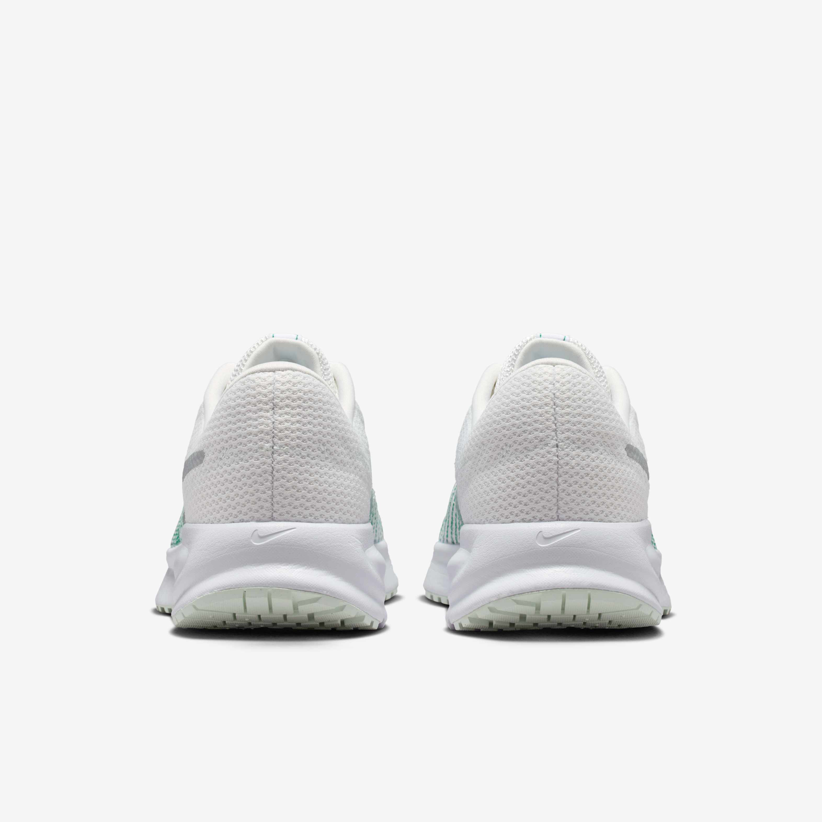 Nike Run Defy image number 5