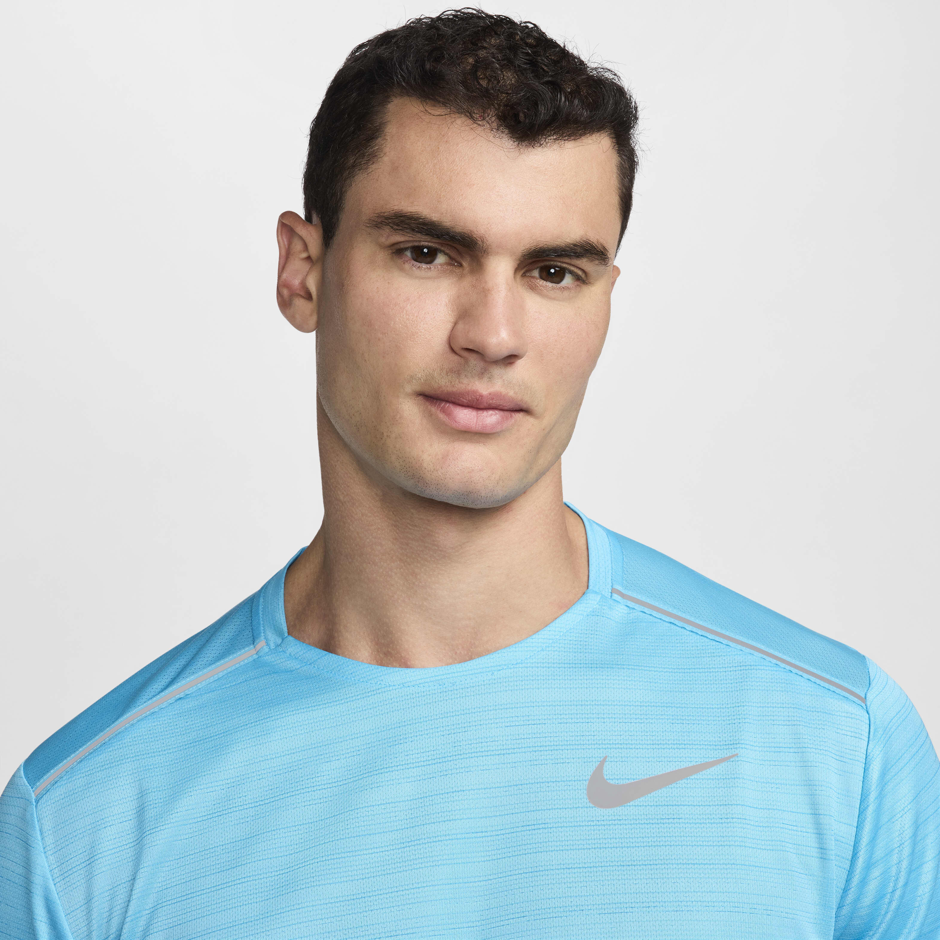 Nike Miler image number 2