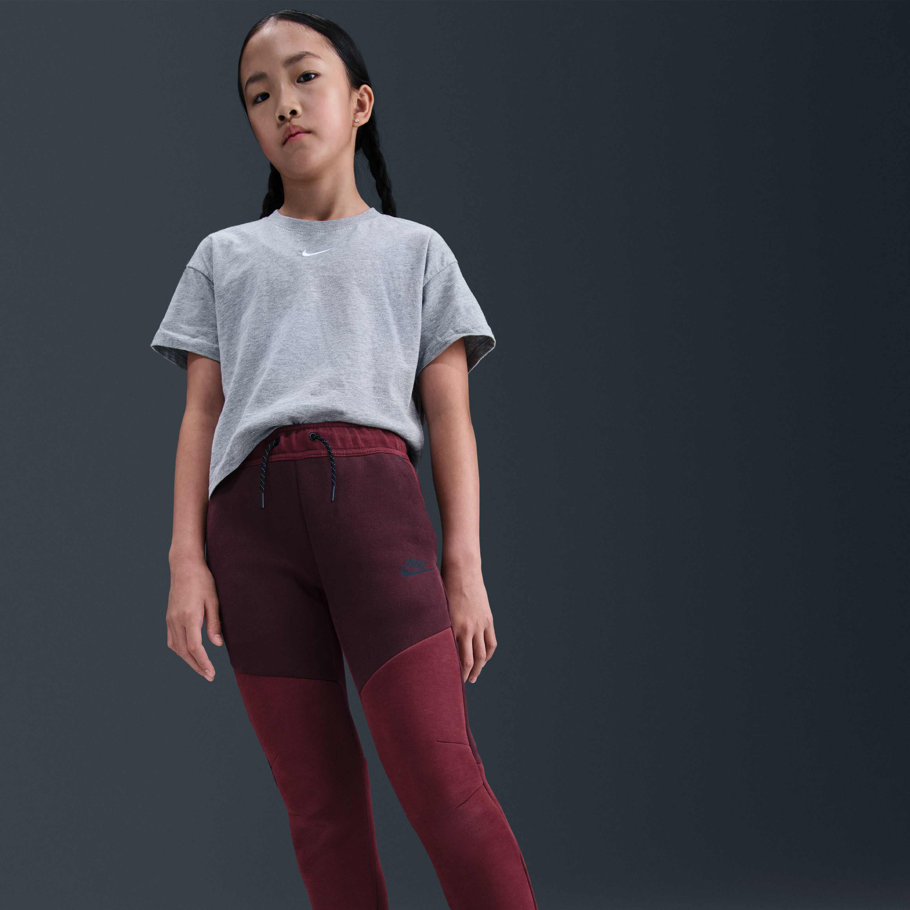 نايكي سبورتسوير تك فليس image number 2