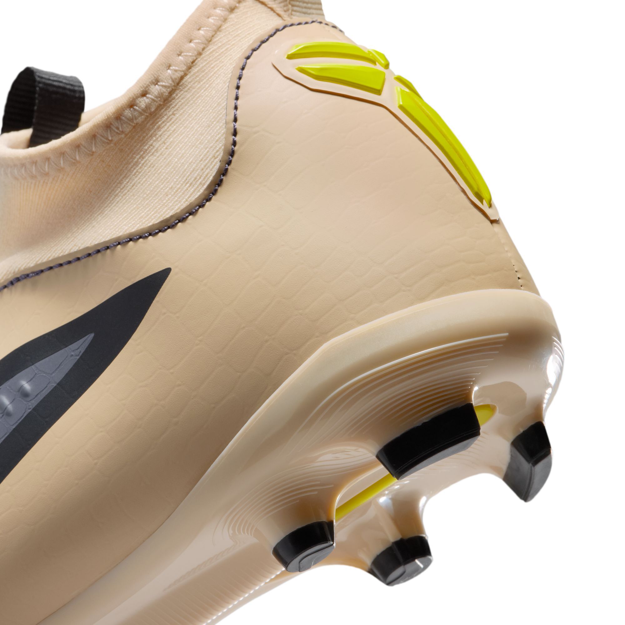 Kobe Jr. Phantom 6 High Academy image number 7