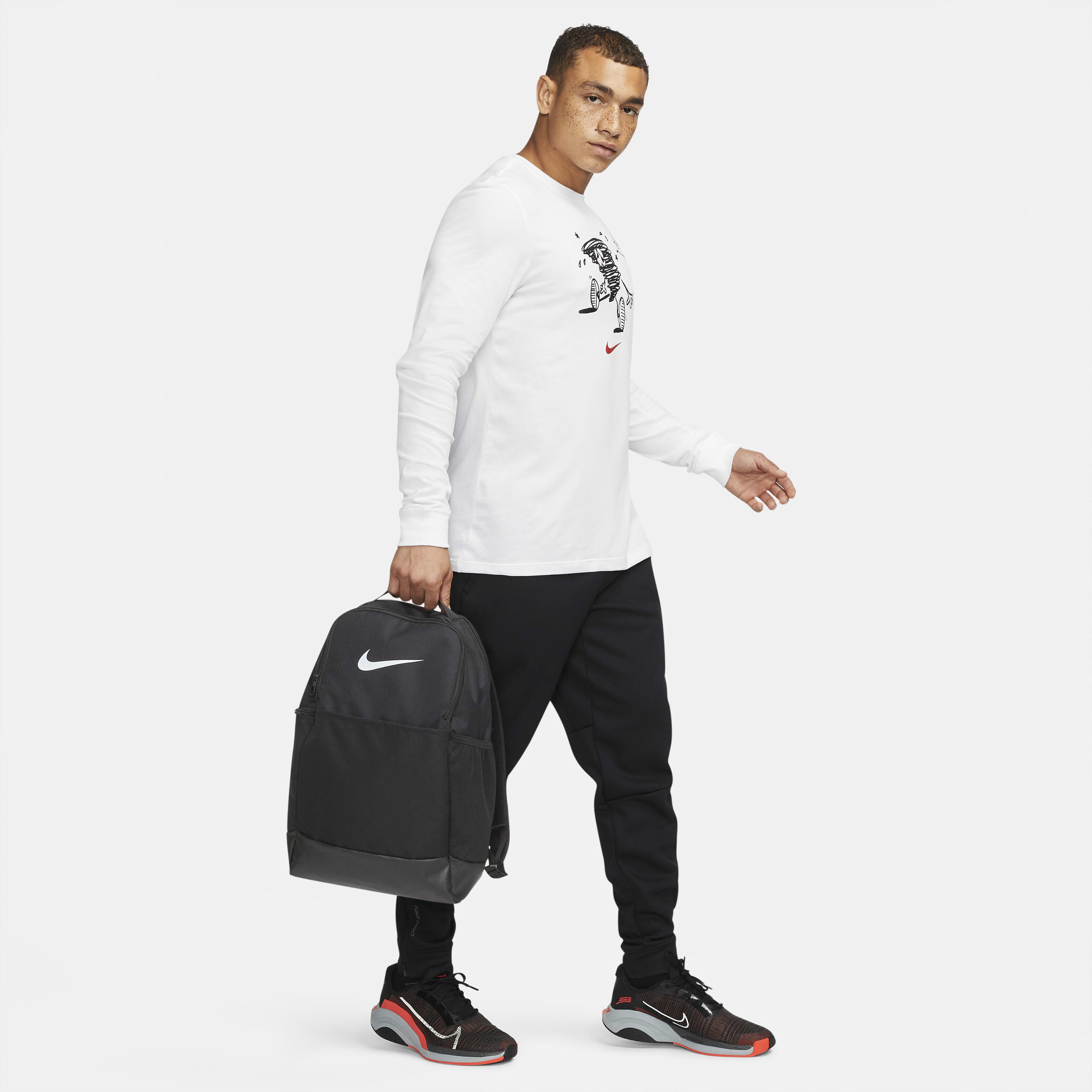Nike brasilia 8 backpack top