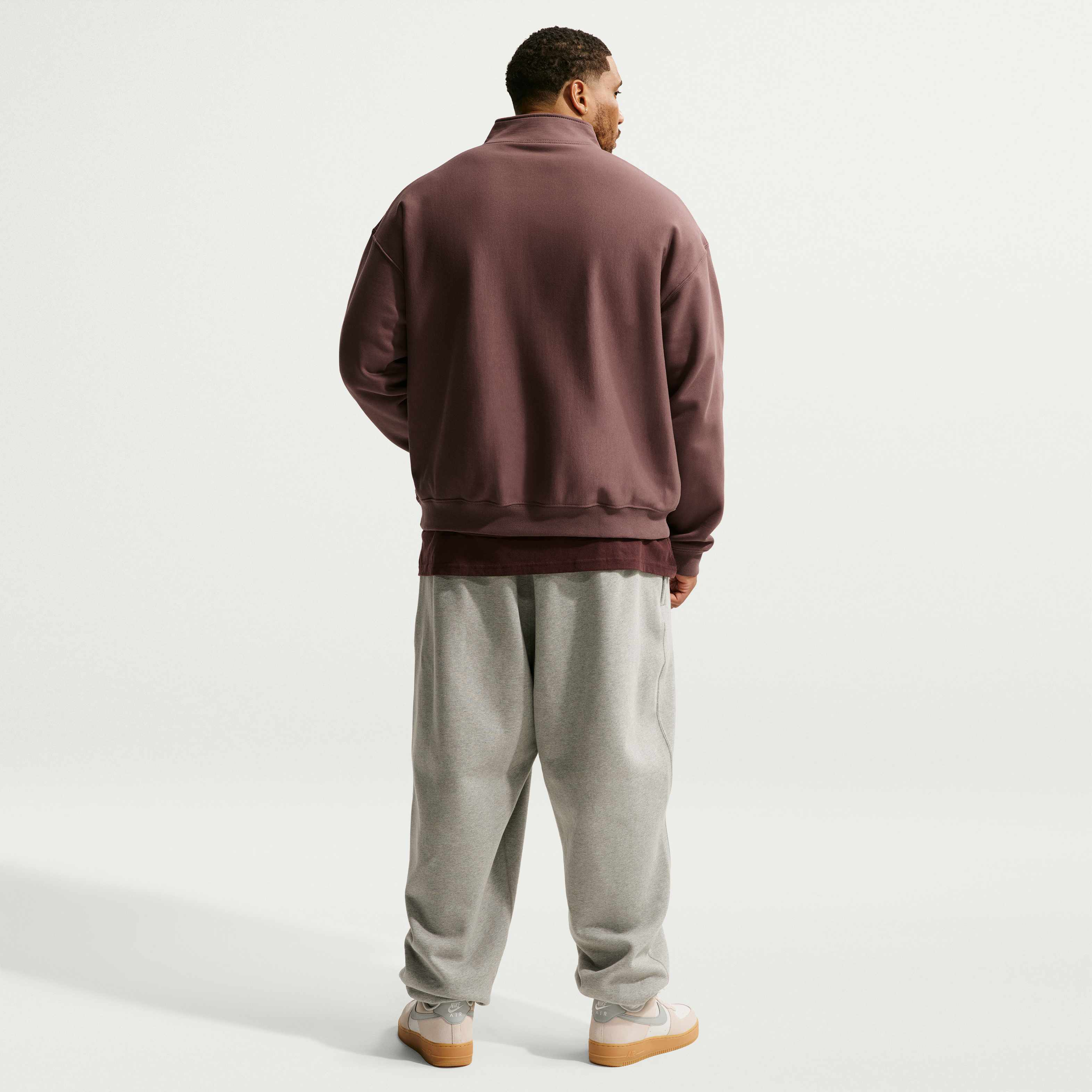 نايكي سولو سووش image number 9