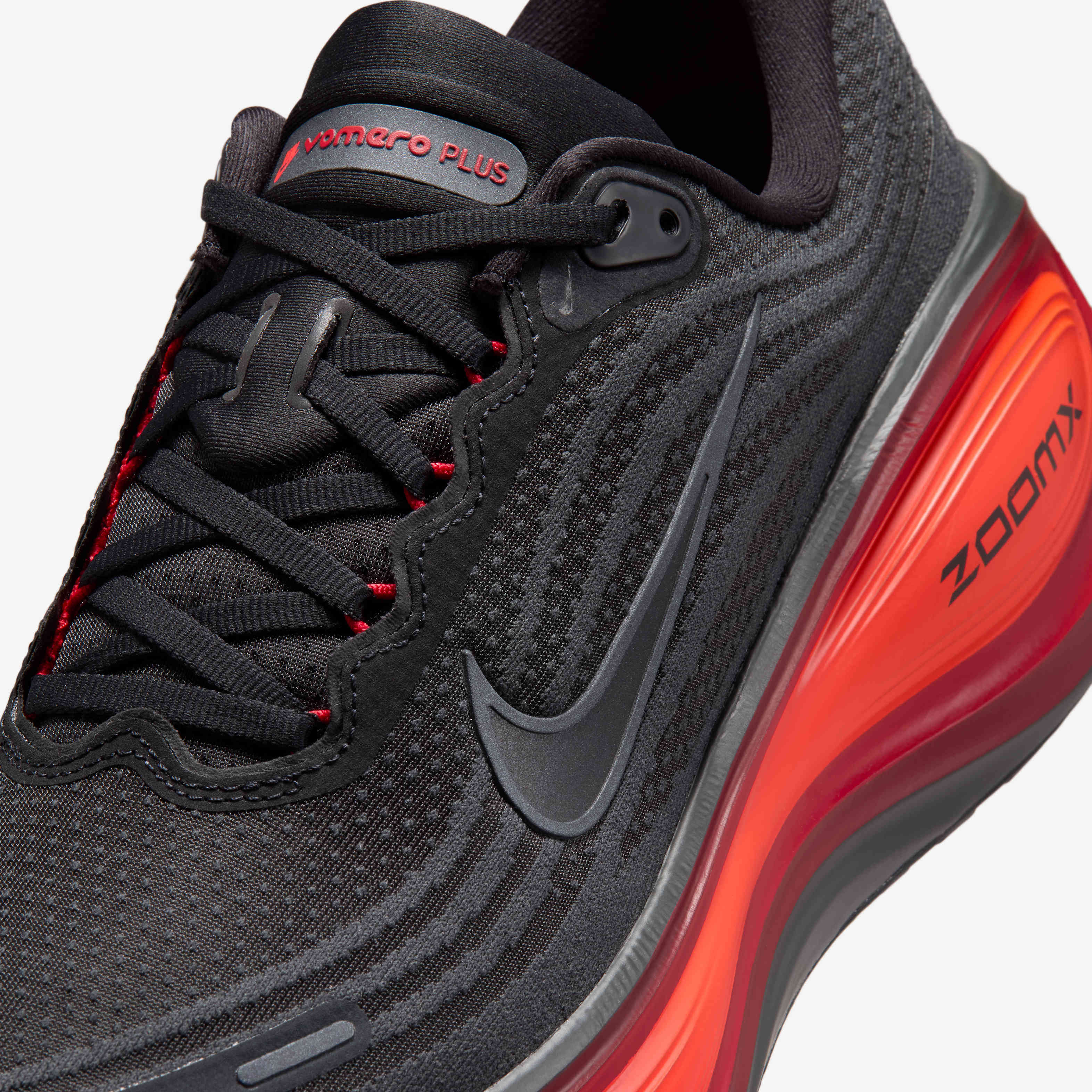 Nike Vomero Plus image number 6