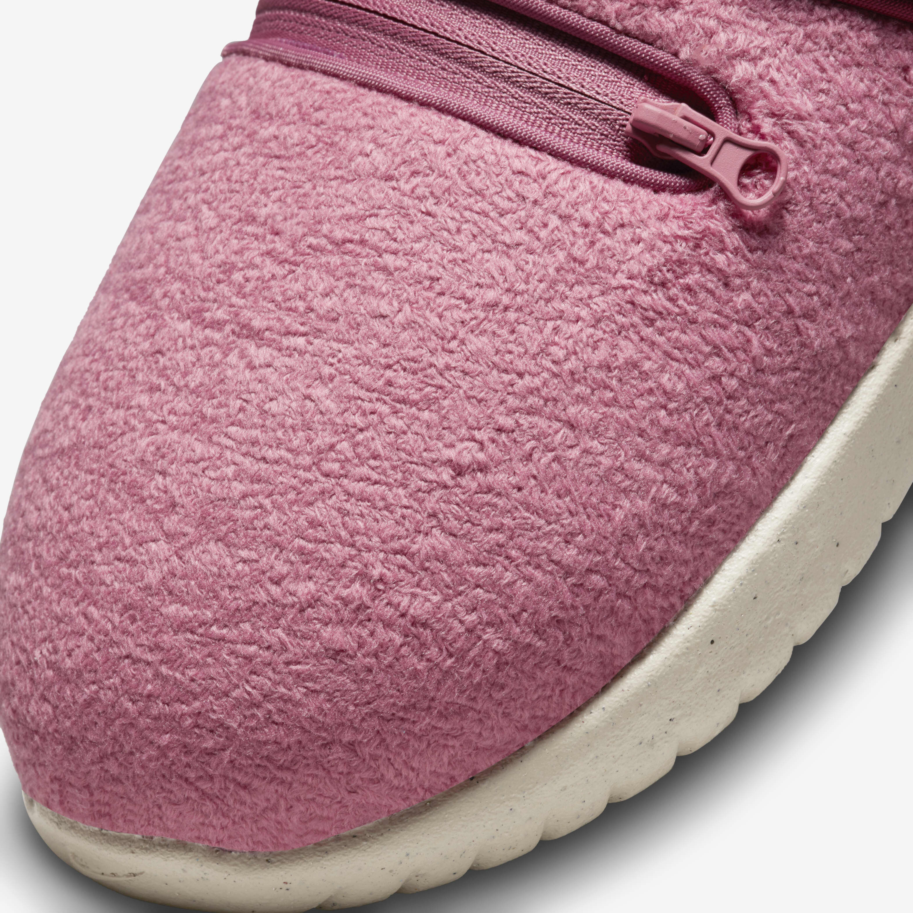 نايكي بورو اس اي image number 5