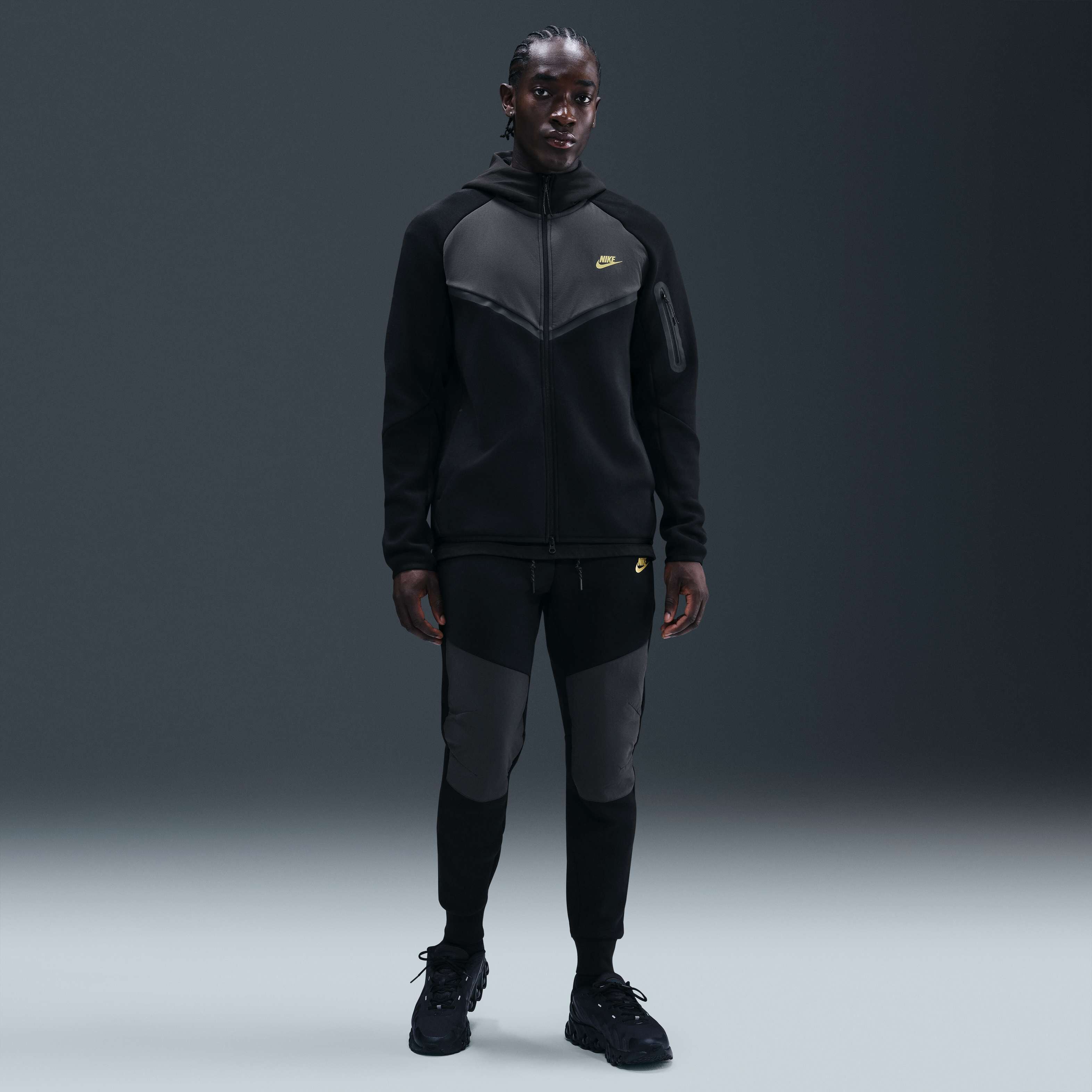Nike Tech image number 3