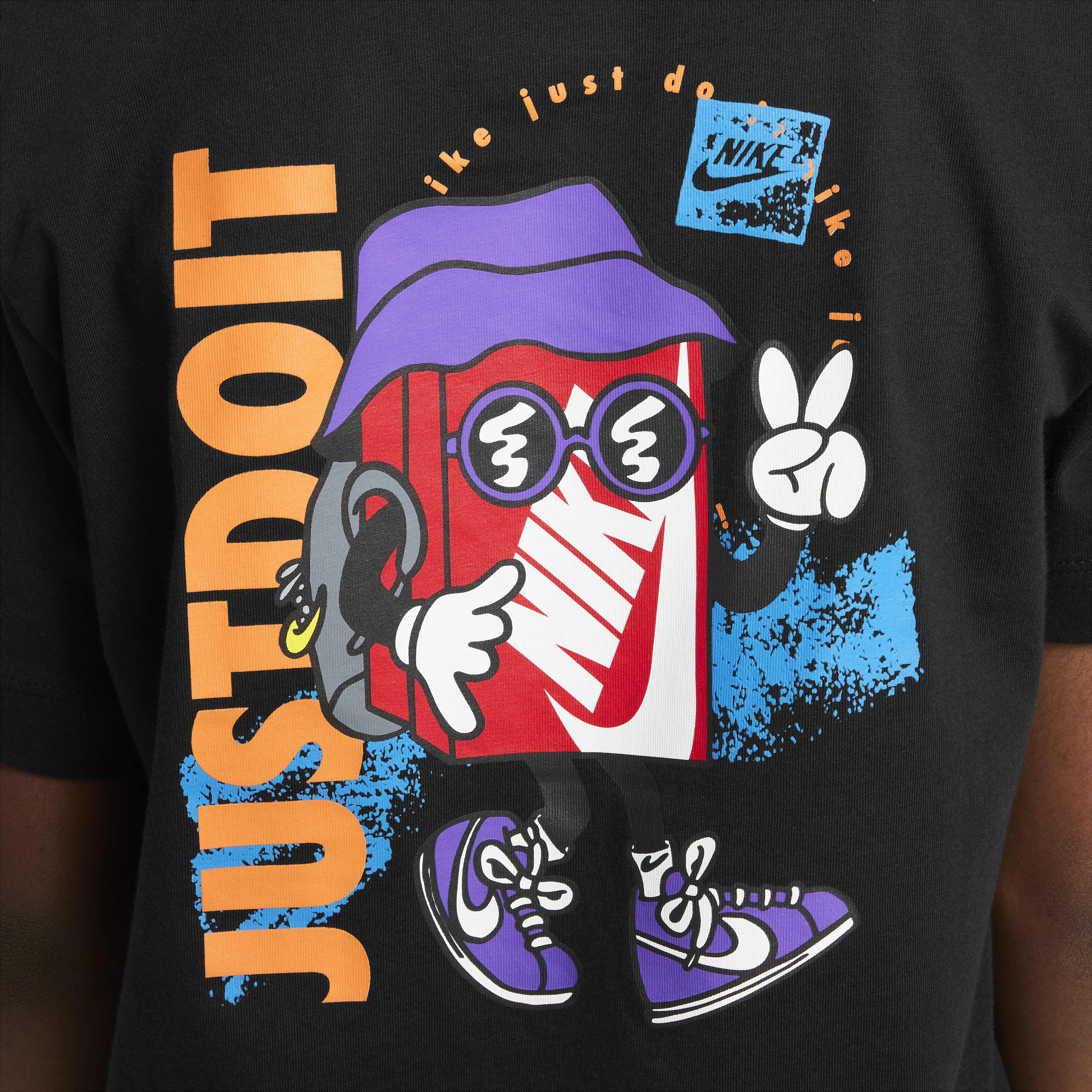 Nike cartoon shirts shop