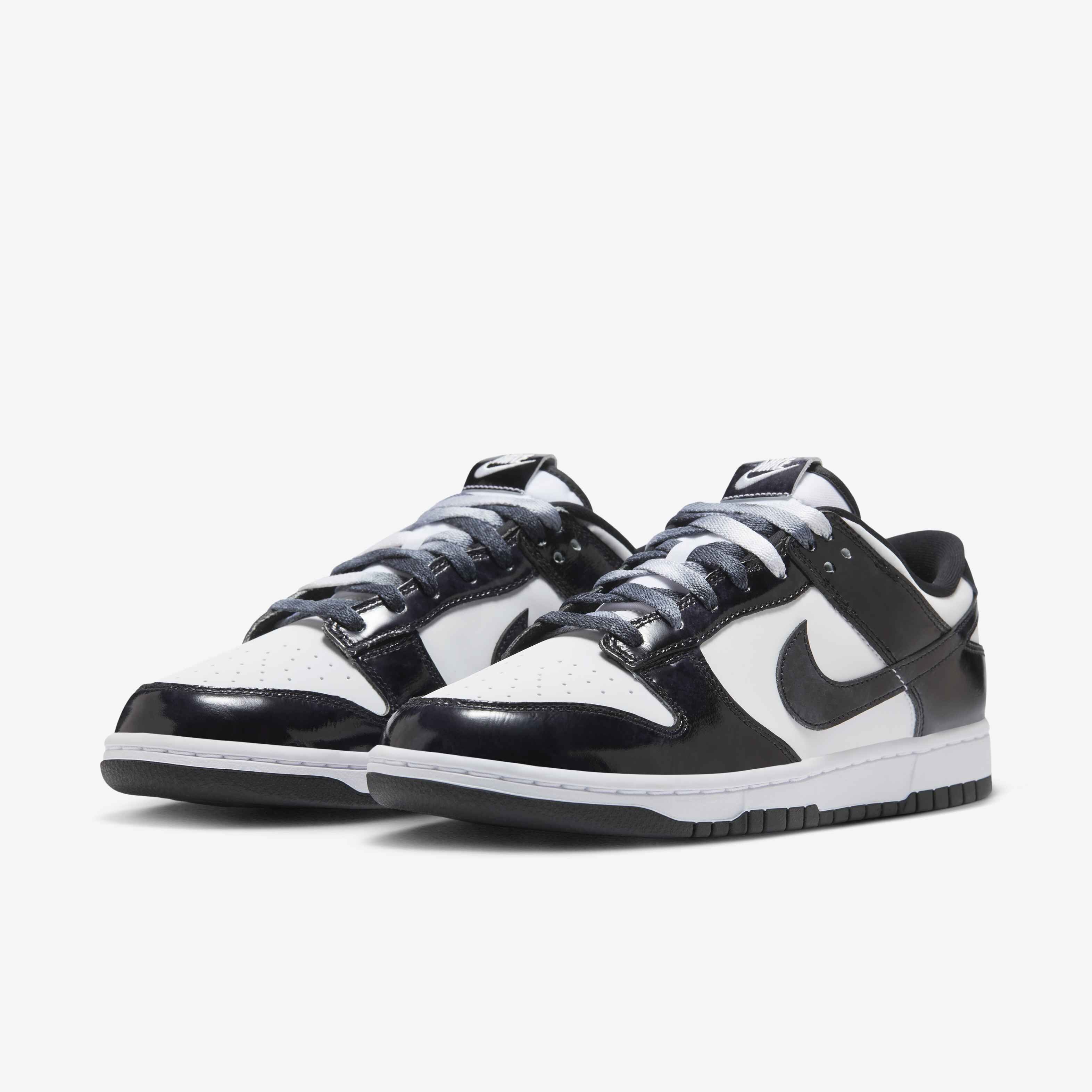 Nike Dunk Low Retro SE image number 4