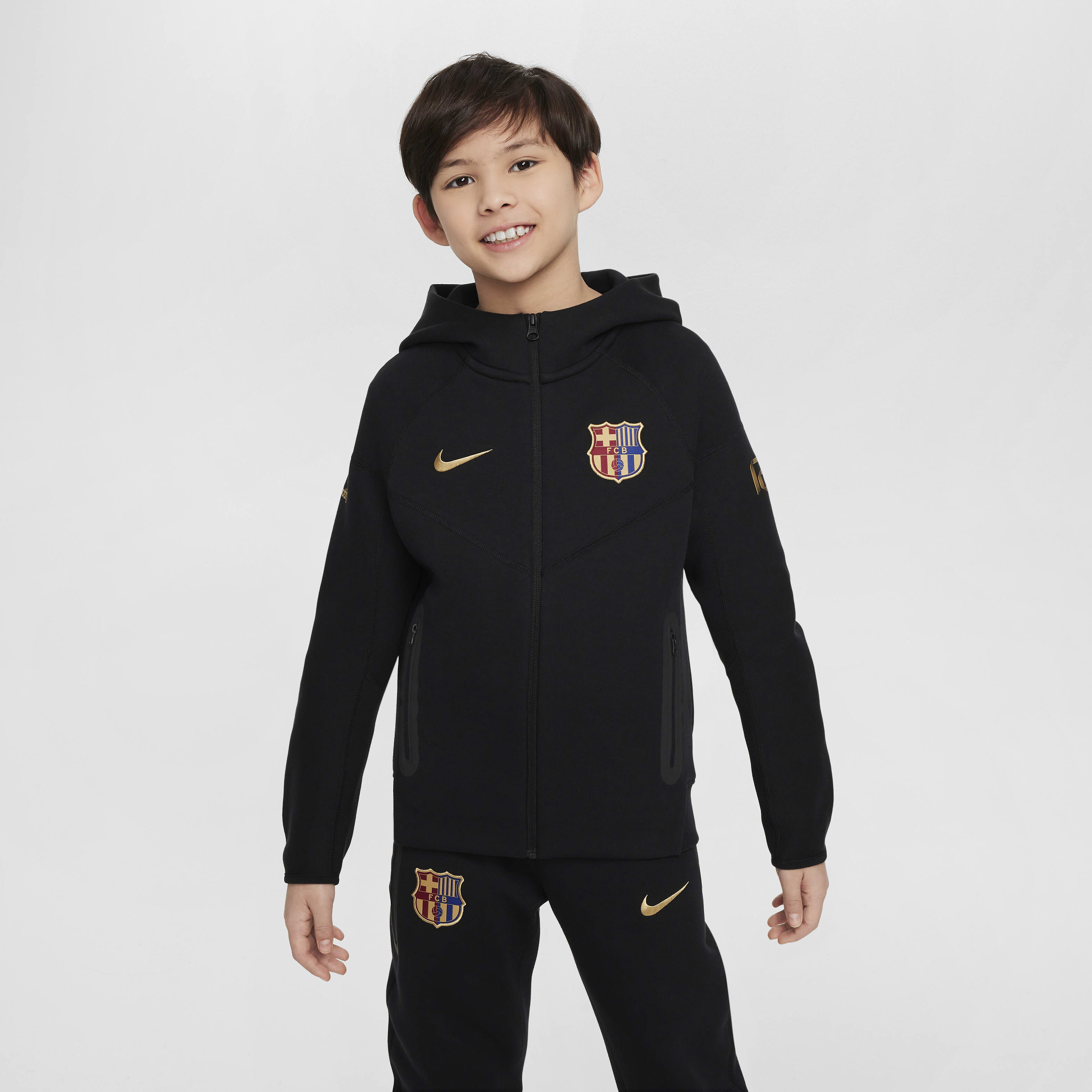 F.C. Barcelona Tech Fleece image number 0