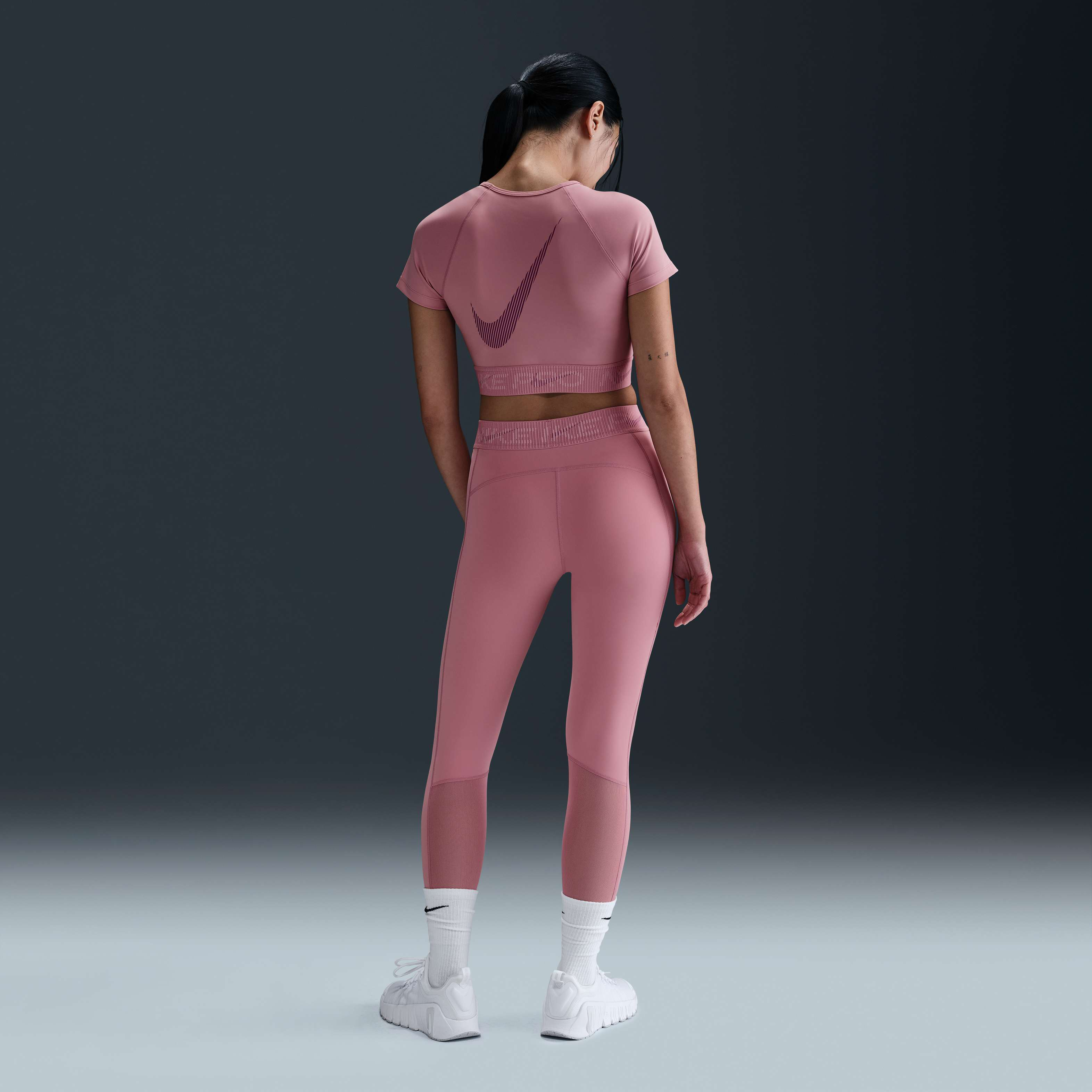 نايكي برو image number 4