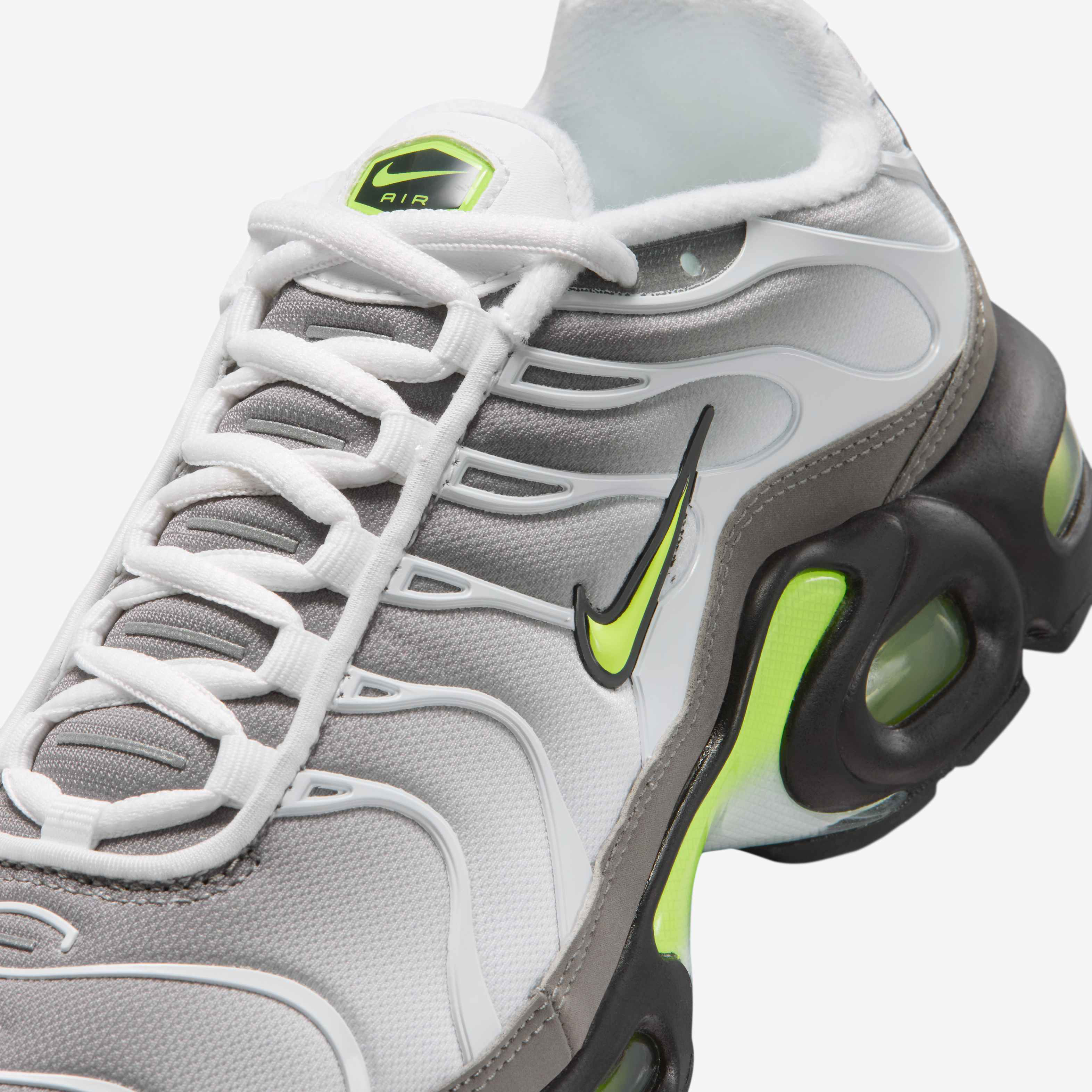 Nike Air Max Plus image number 6