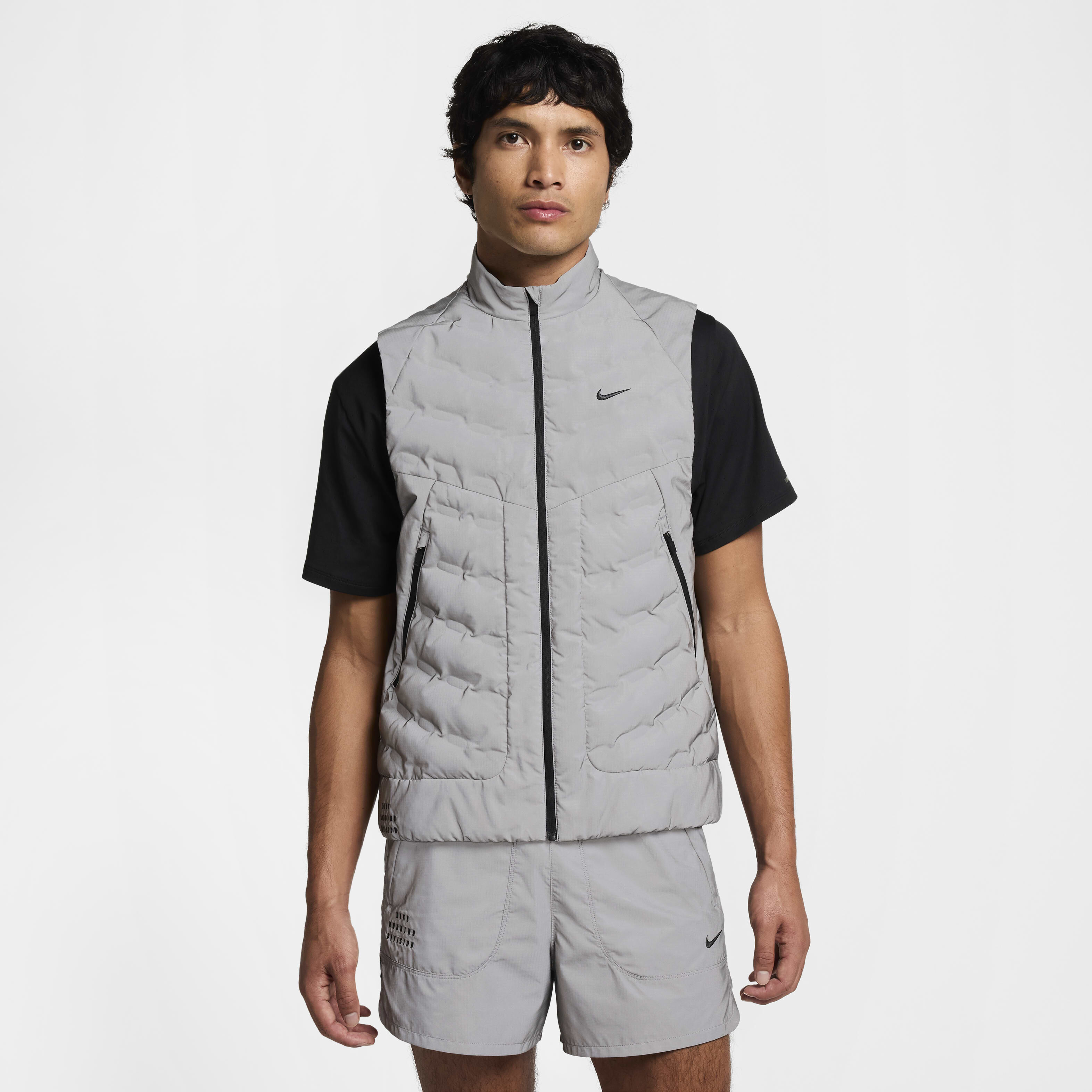 【中古】NIKE 20-21 リバプール　Padded Gilet 中古】NIKE 20-21 リバプール Padded Gilet 中古】NIKE 20-21