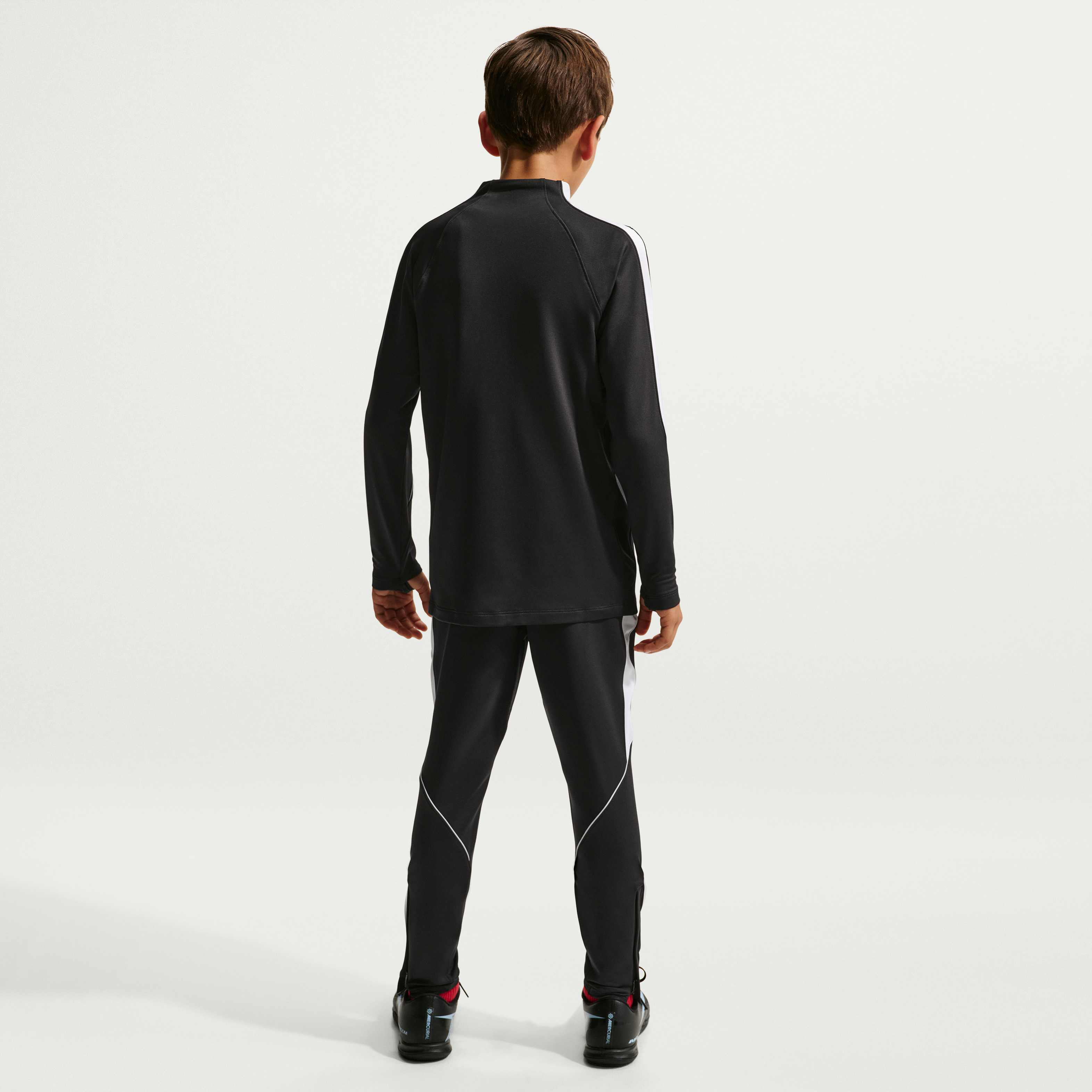 Nike Strike image number 5