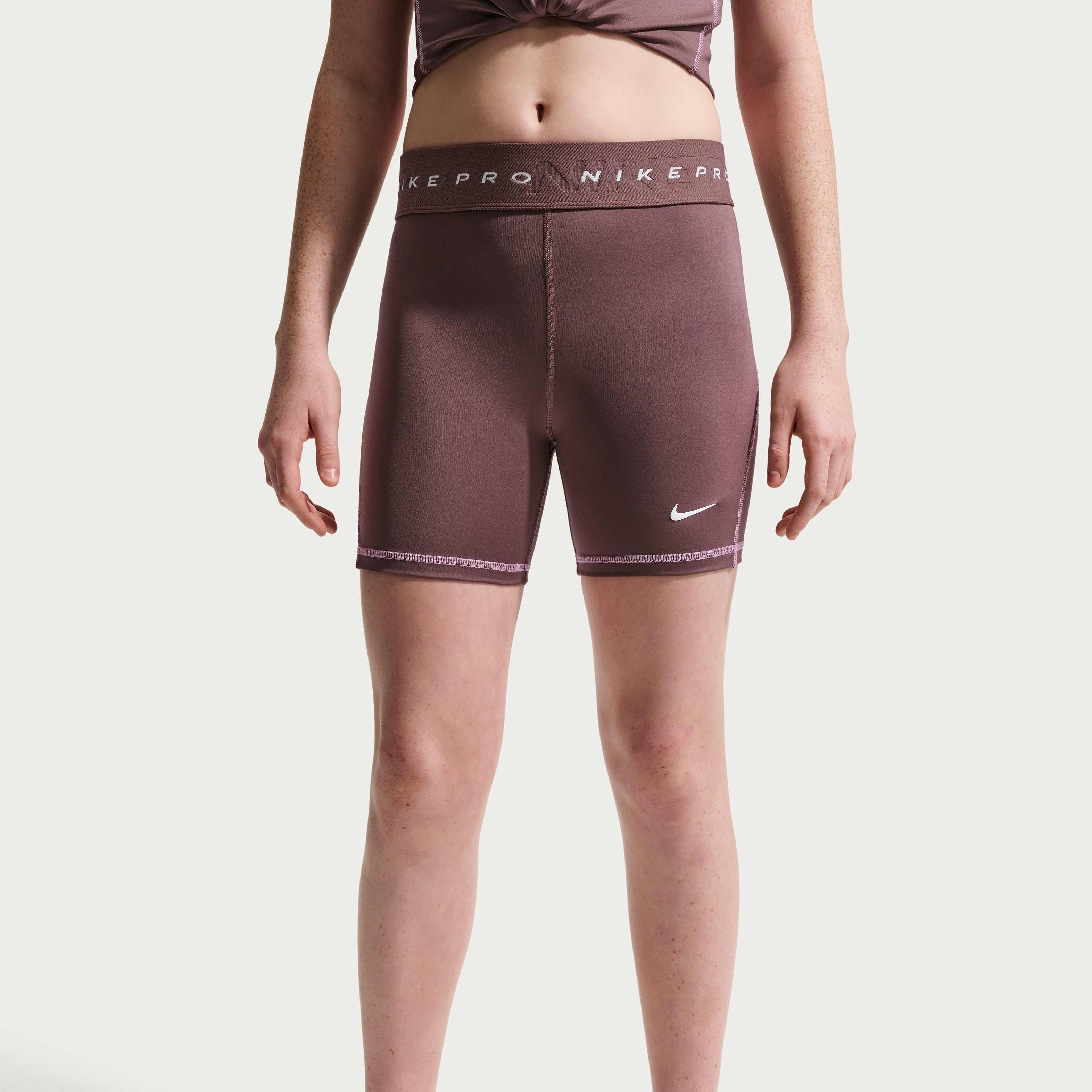 Nike Pro image number 1