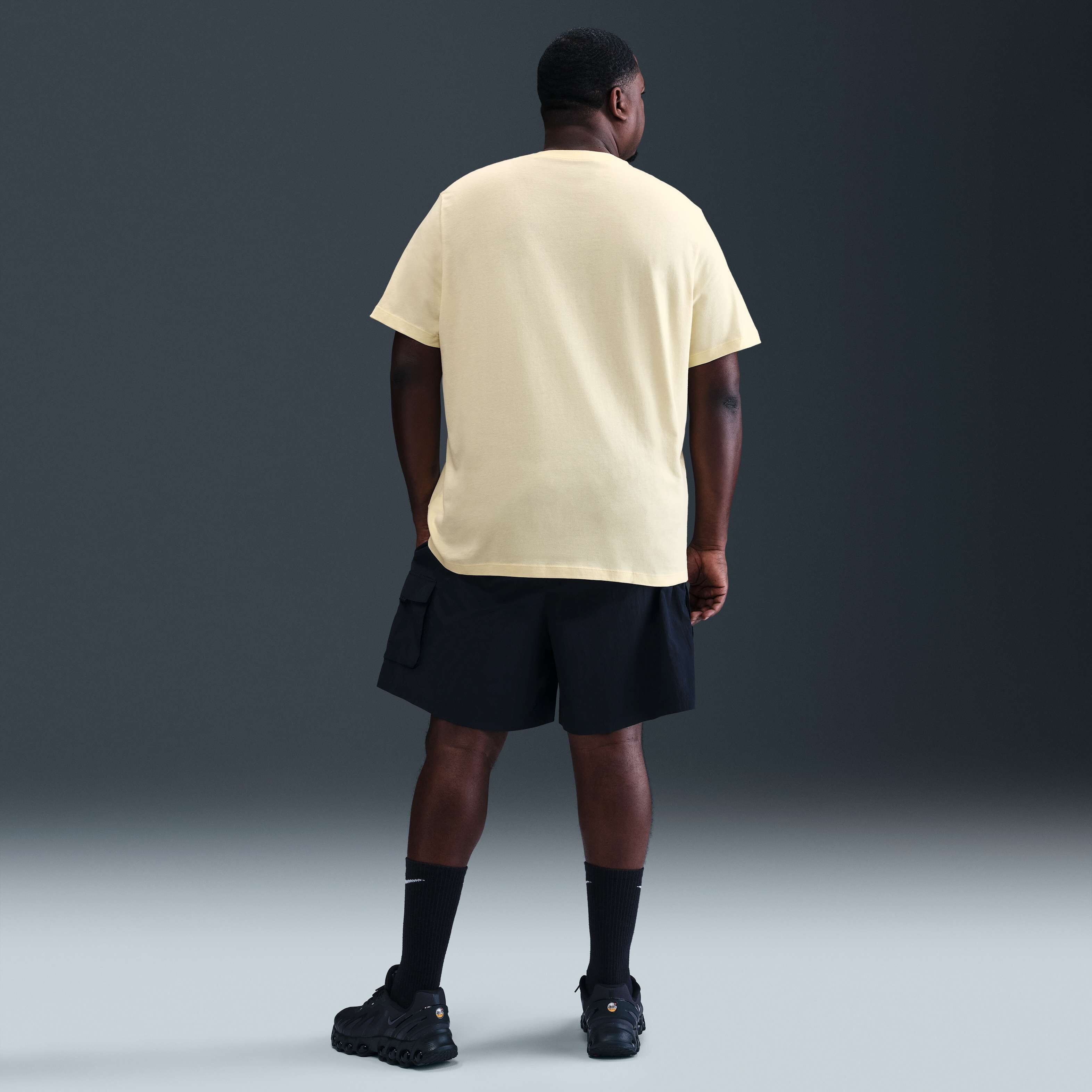 نايكي سبورتسوير image number 9