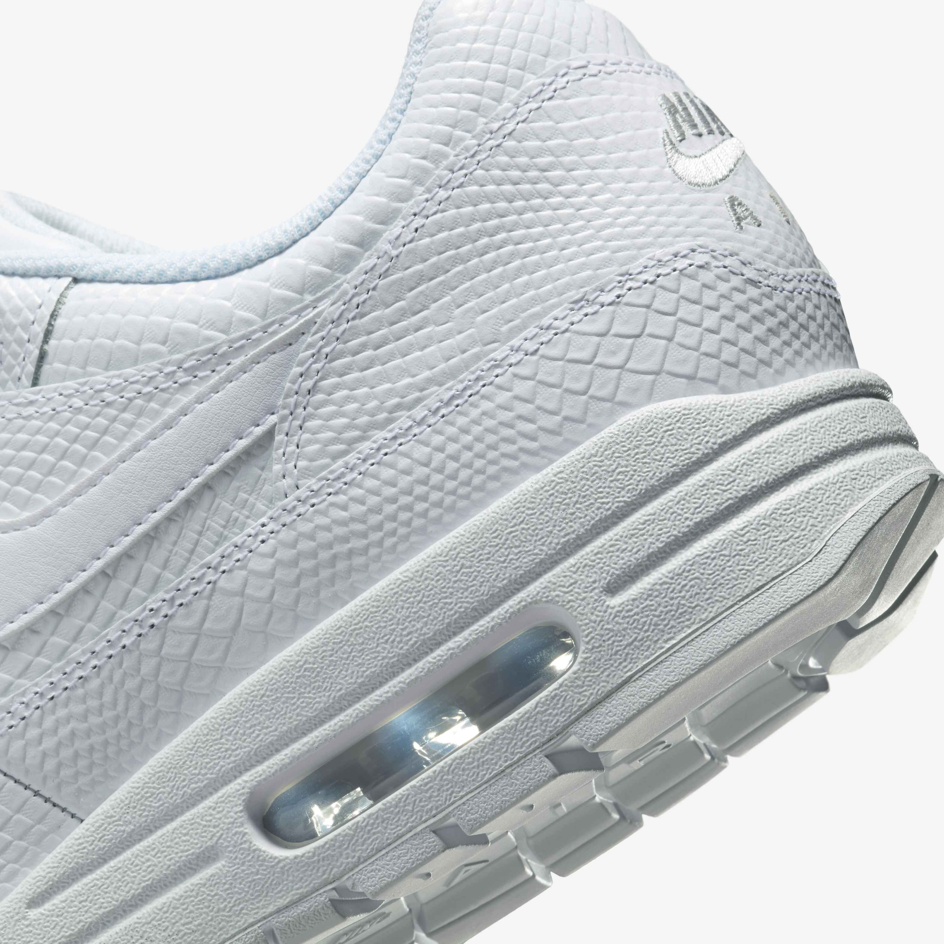 نايكي اير ماكس 1 بريميوم image number 7