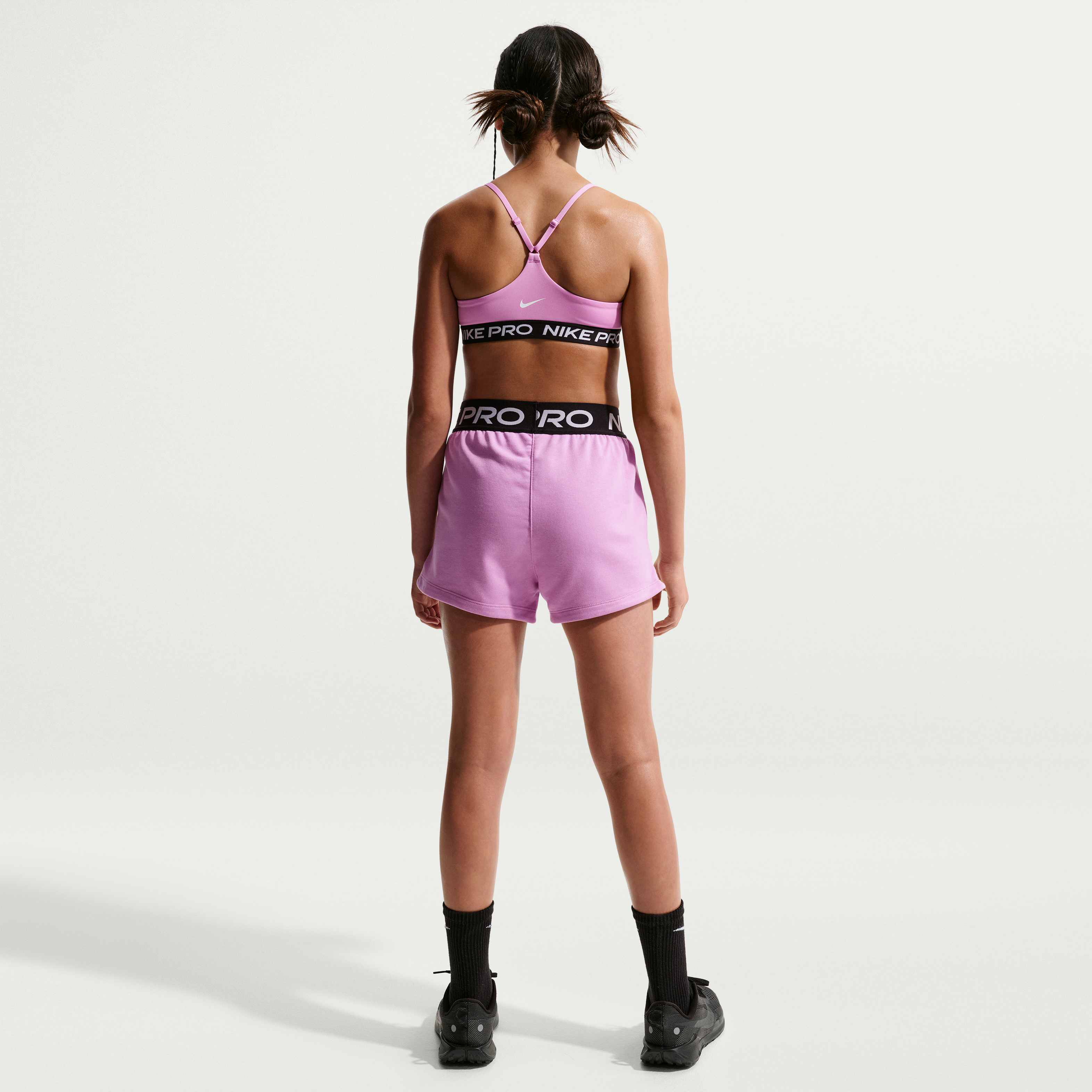 Nike Pro image number 4