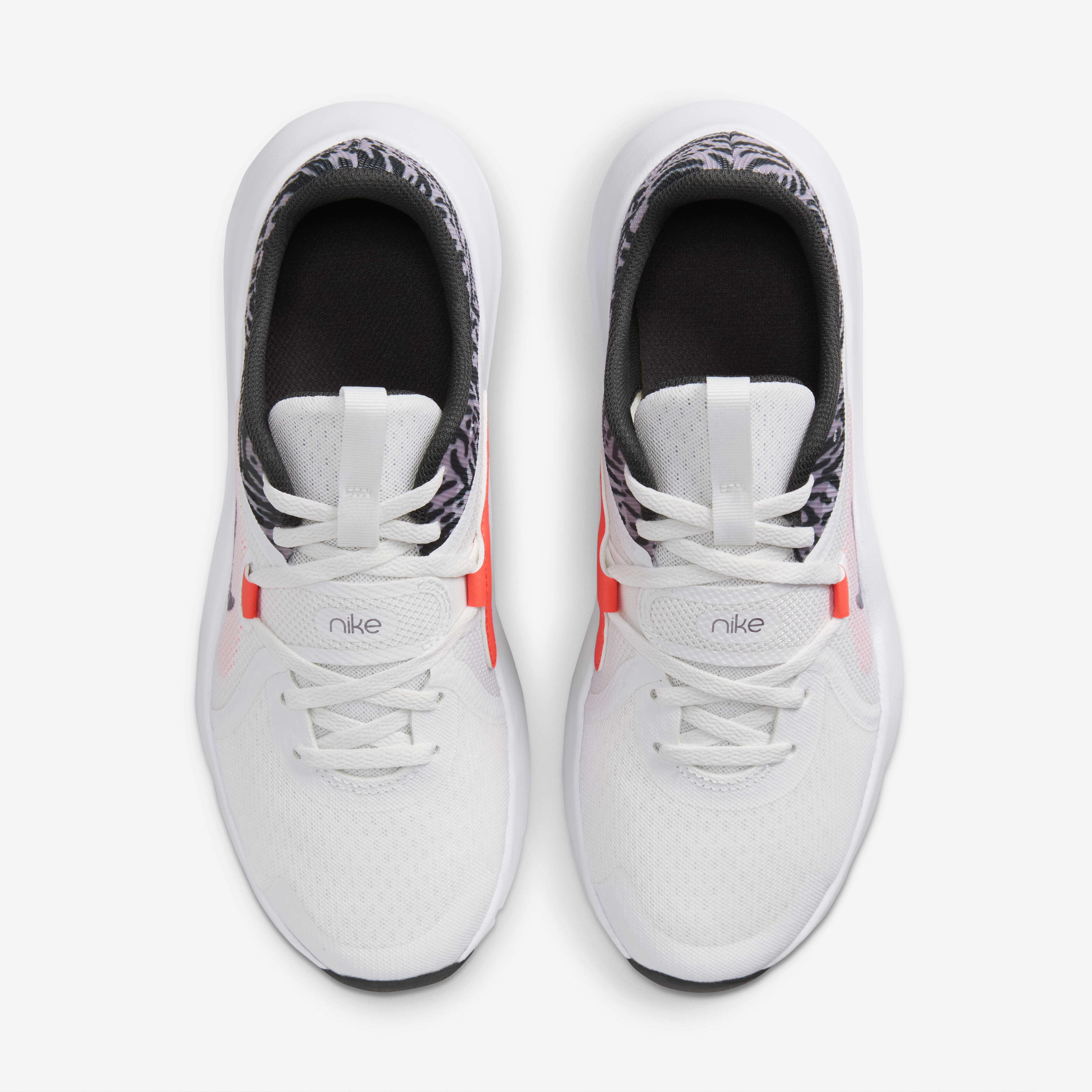 نايكي إن-سيزن TR 13 بريميوم image number 3