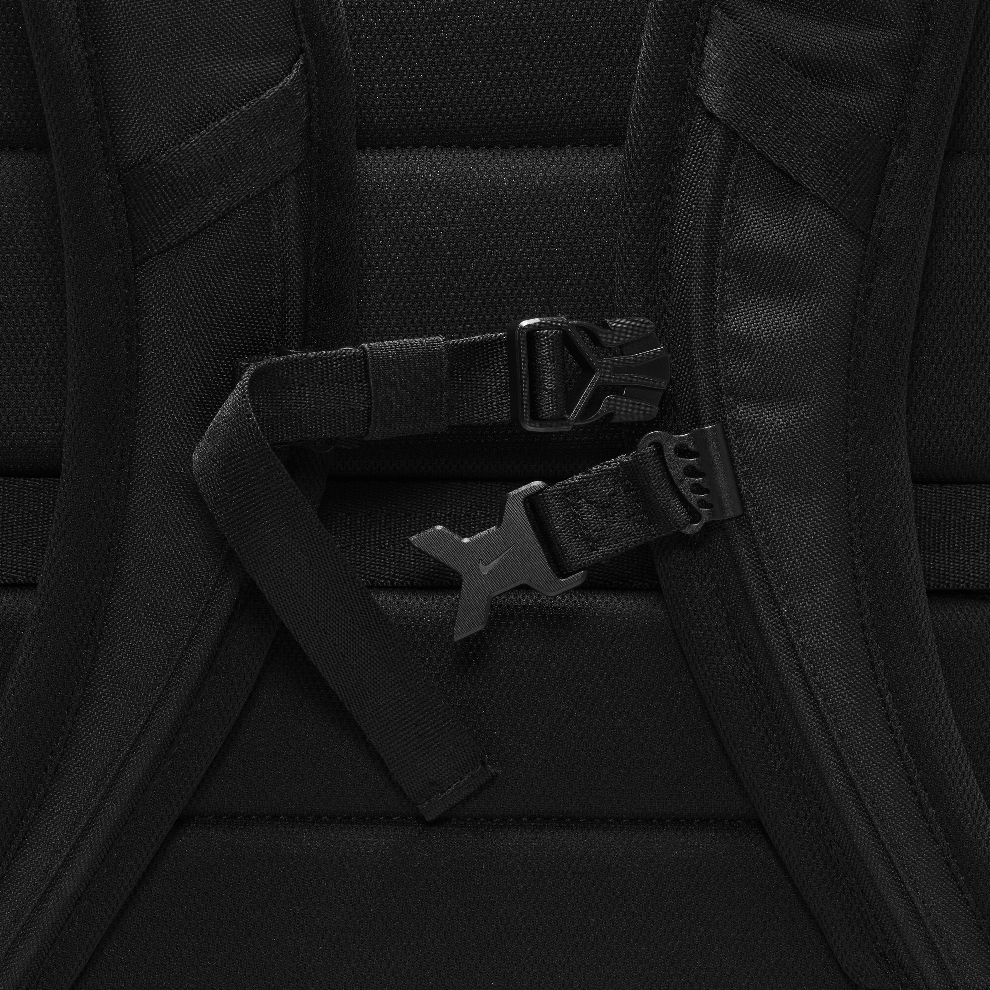 Nike Utility Power image number 11