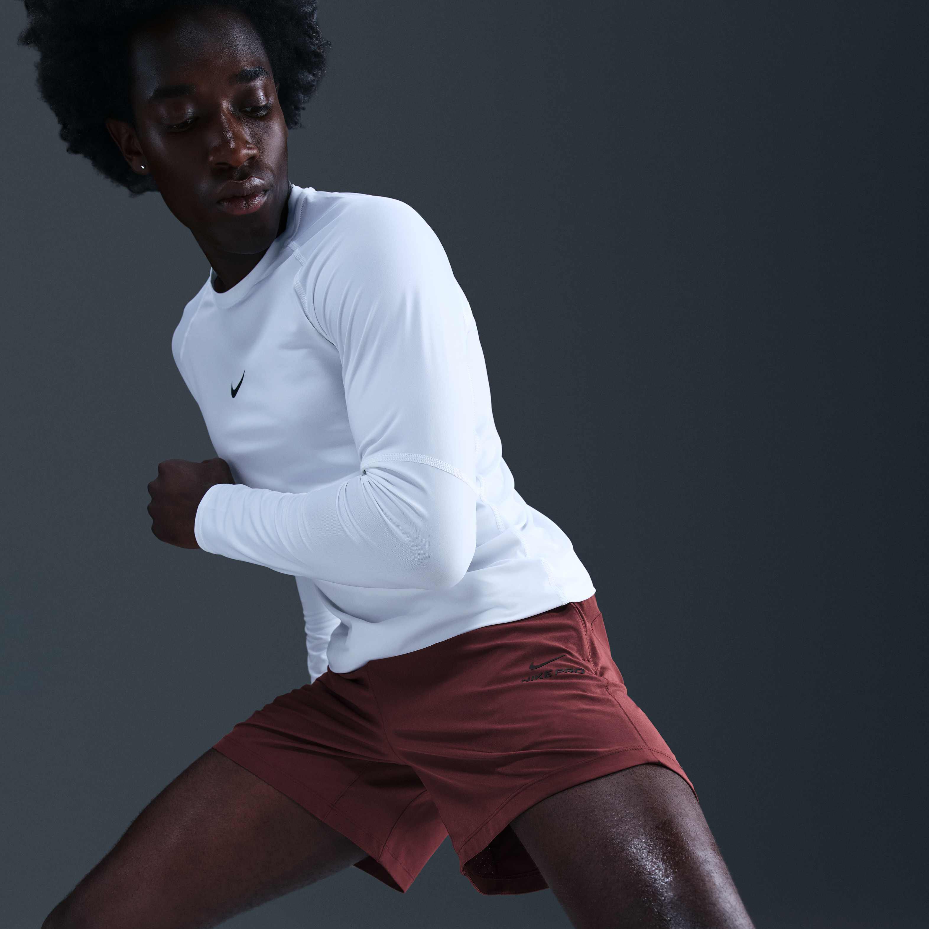 Nike Pro Training image number 4