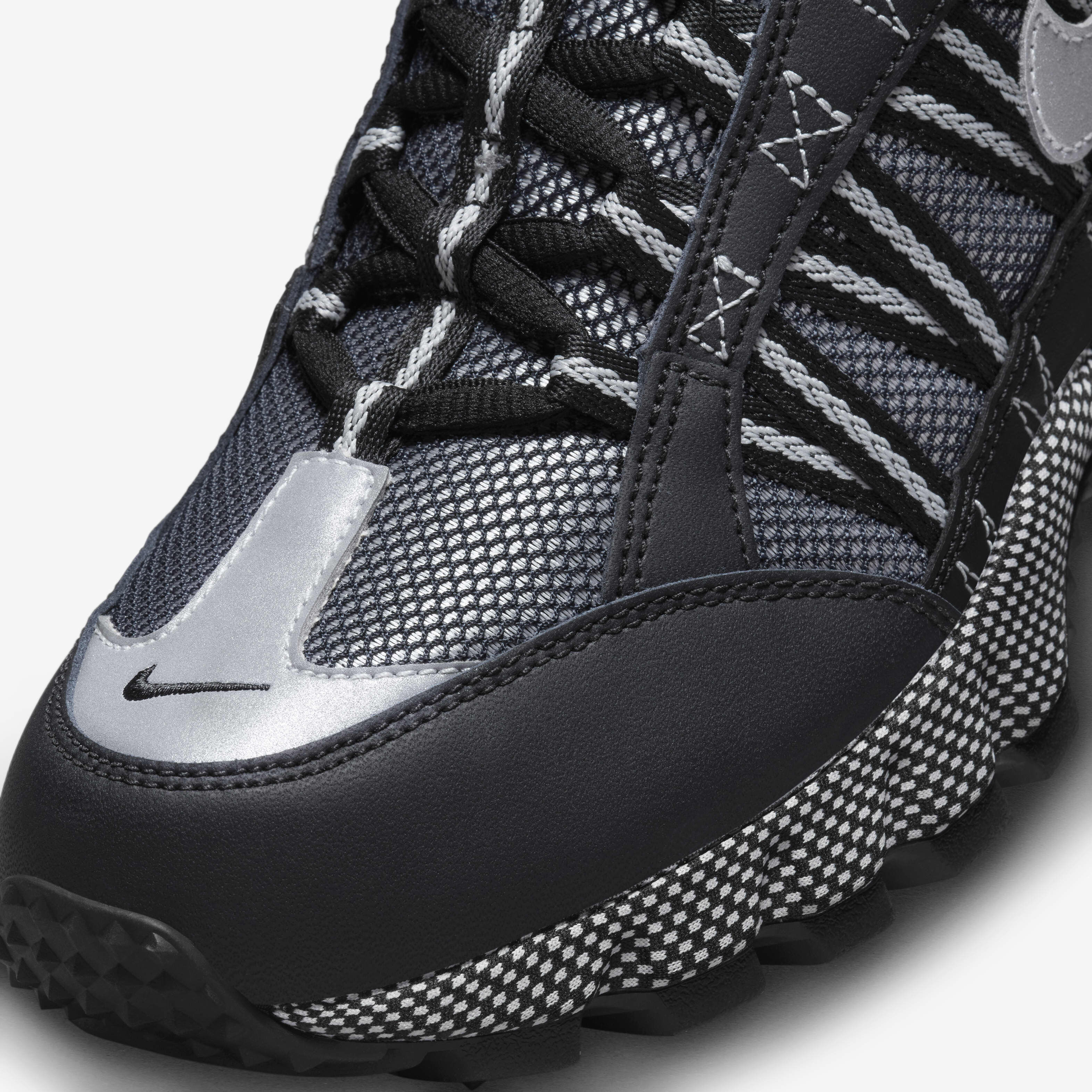 Nike Air Humara image number 6