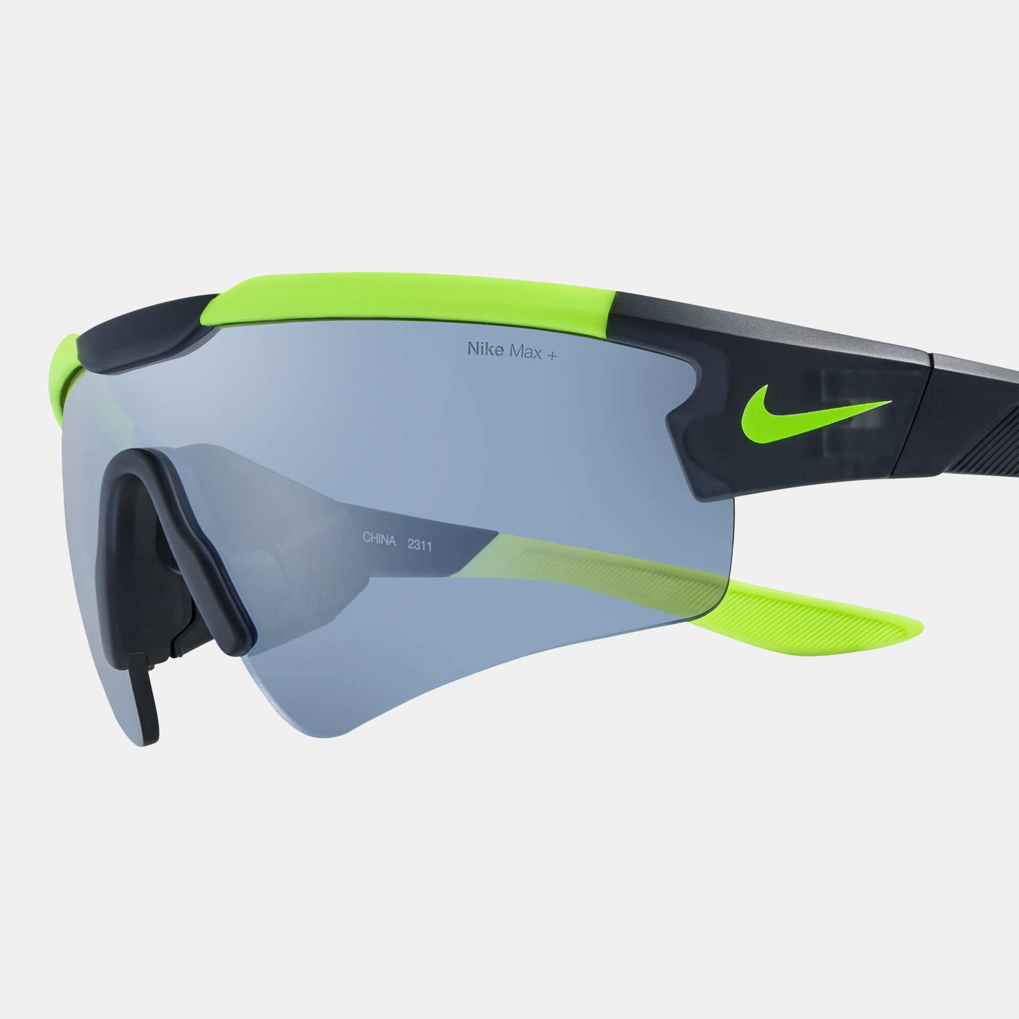 نايكي كلوك image number 3