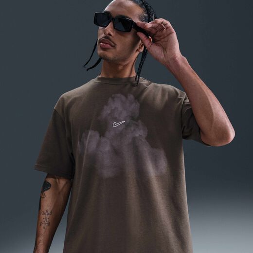 نايكي سبورتسوير