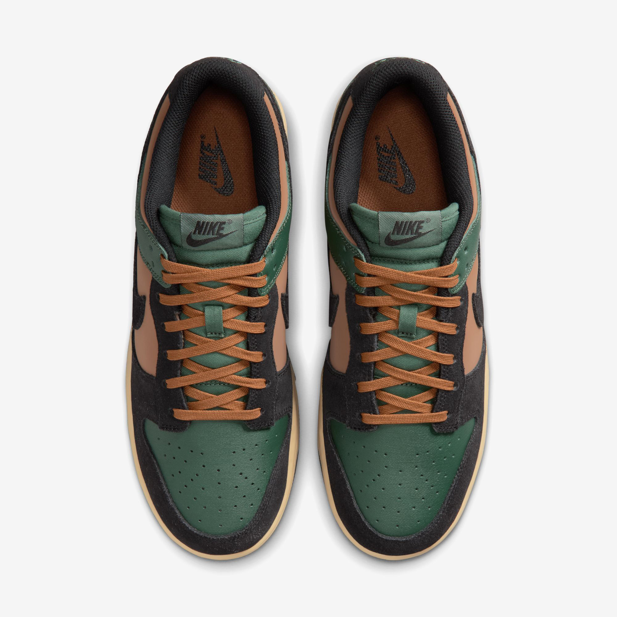 Nike Dunk Low Retro image number 3