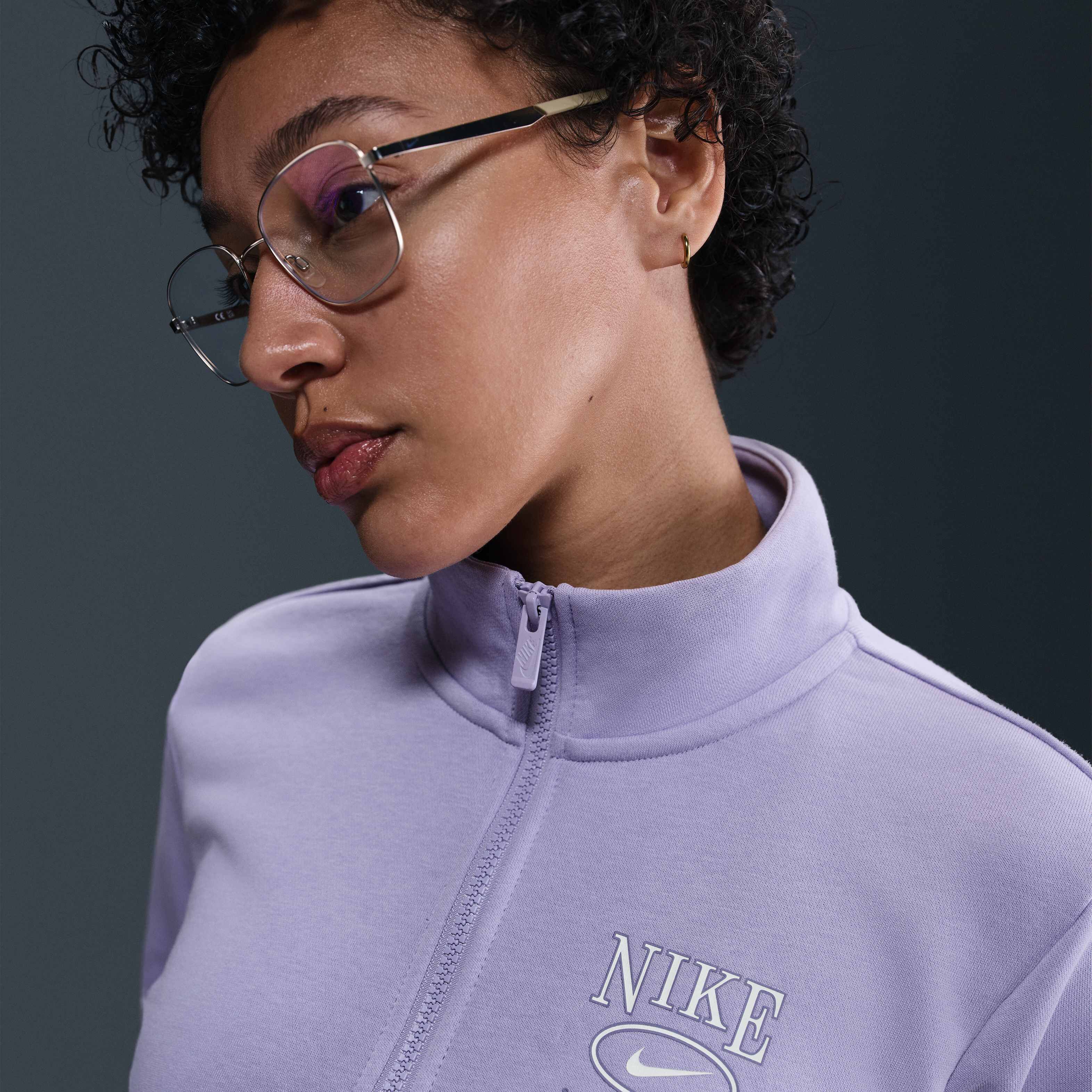 نايكي سبورتسوير كلوب فليس image number 2