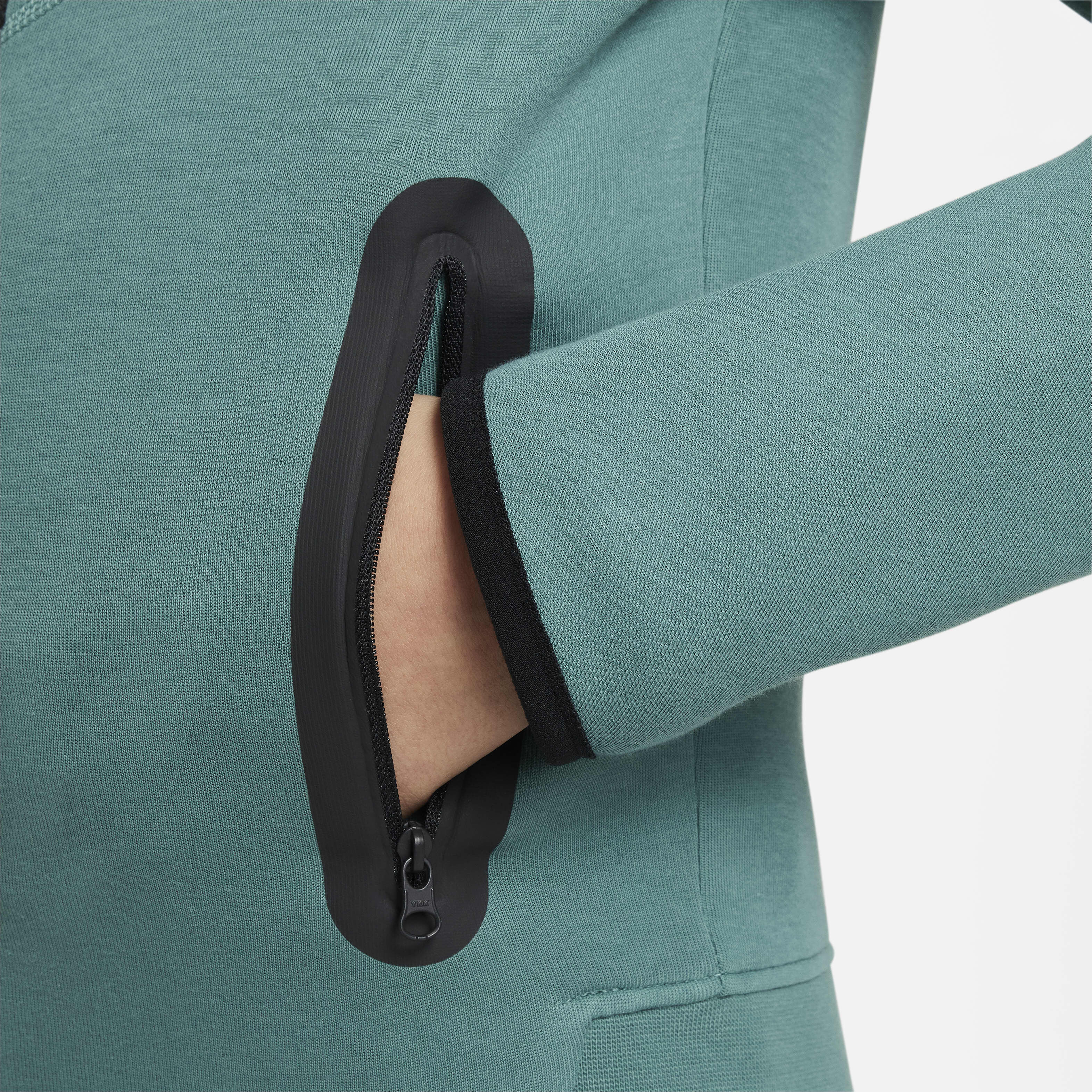 Nike Sportswear Tech Fleece image number 3