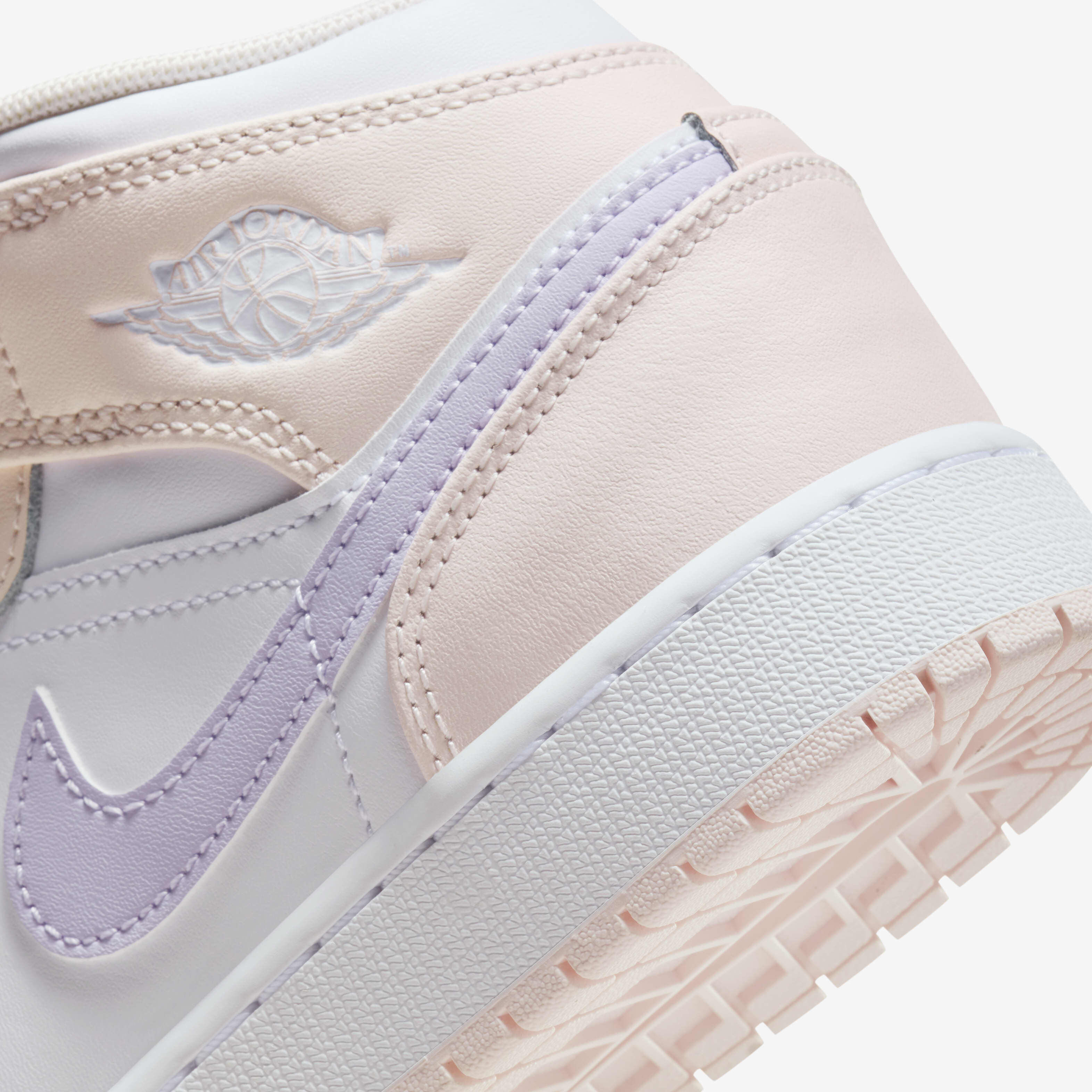 اير جوردن 1 ميد image number 7