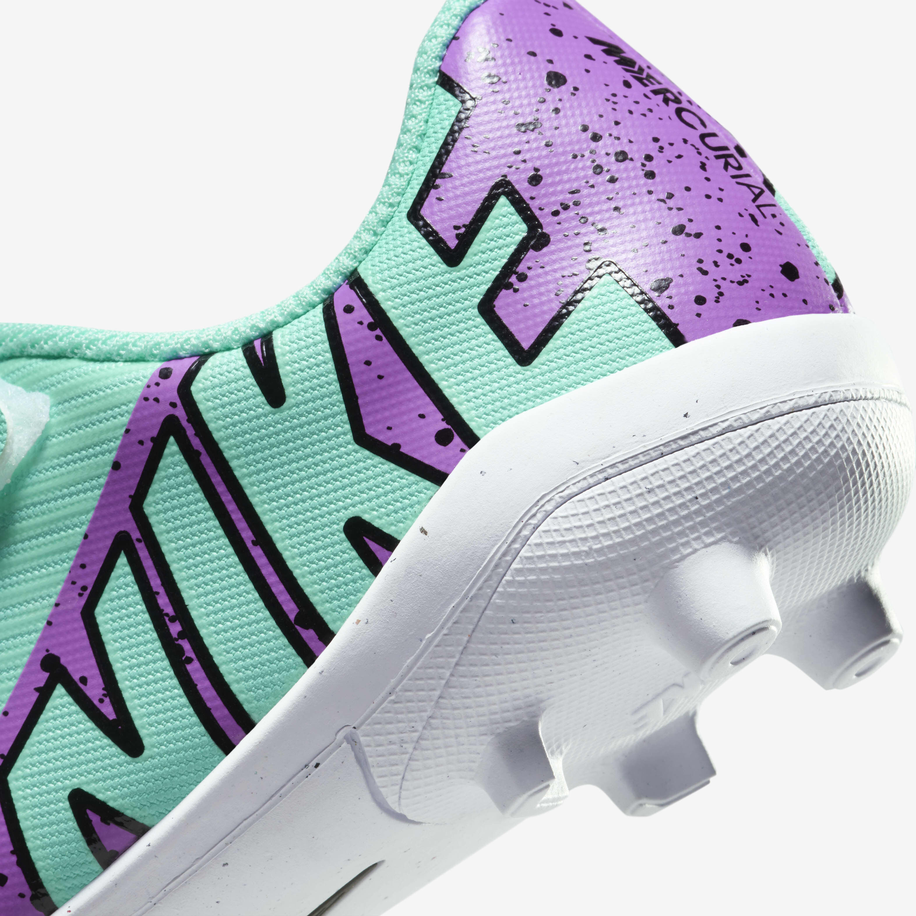 نايكي جونيور ميركيوريال فيبور 15 كلوب image number 8