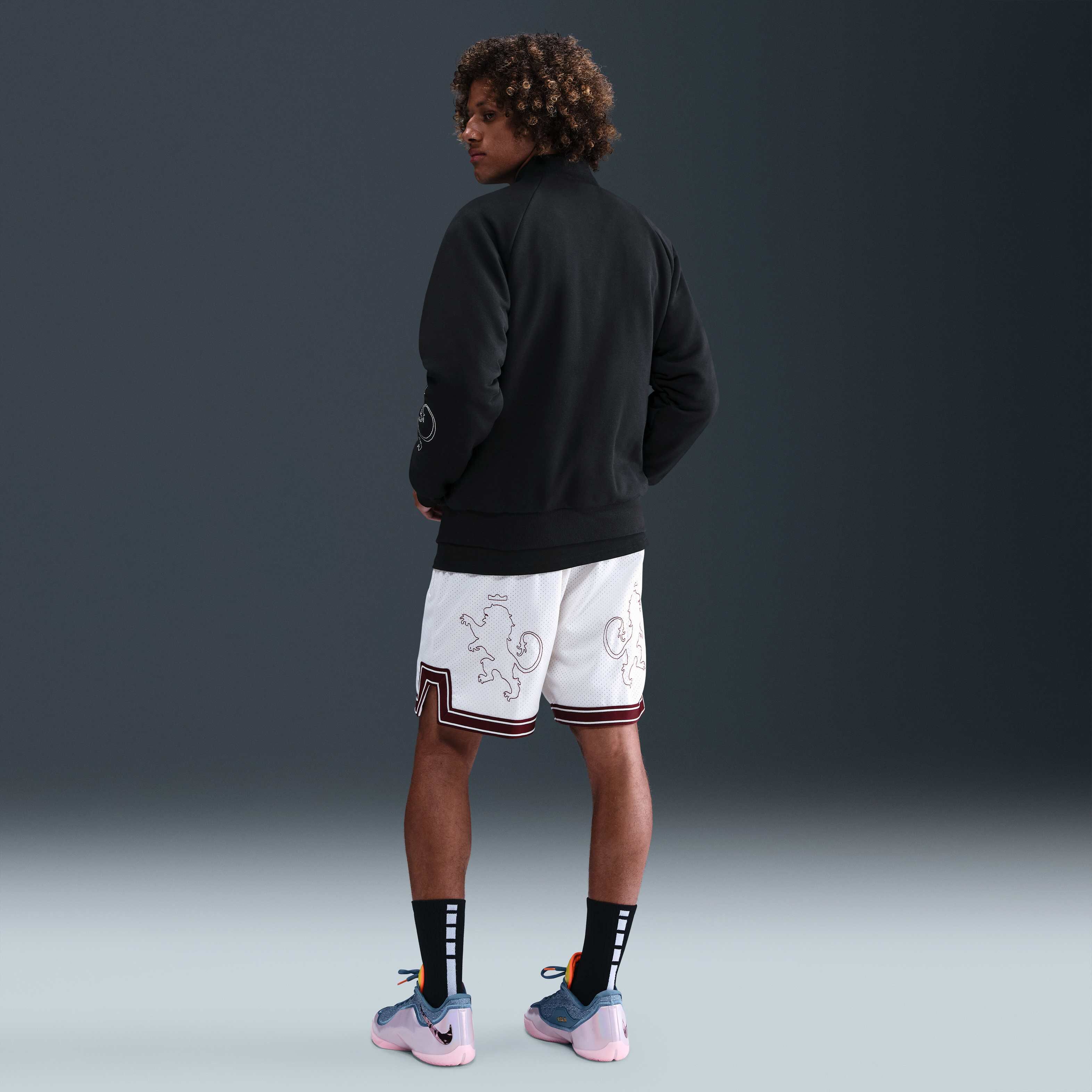 LeBron Standard Issue image number 4