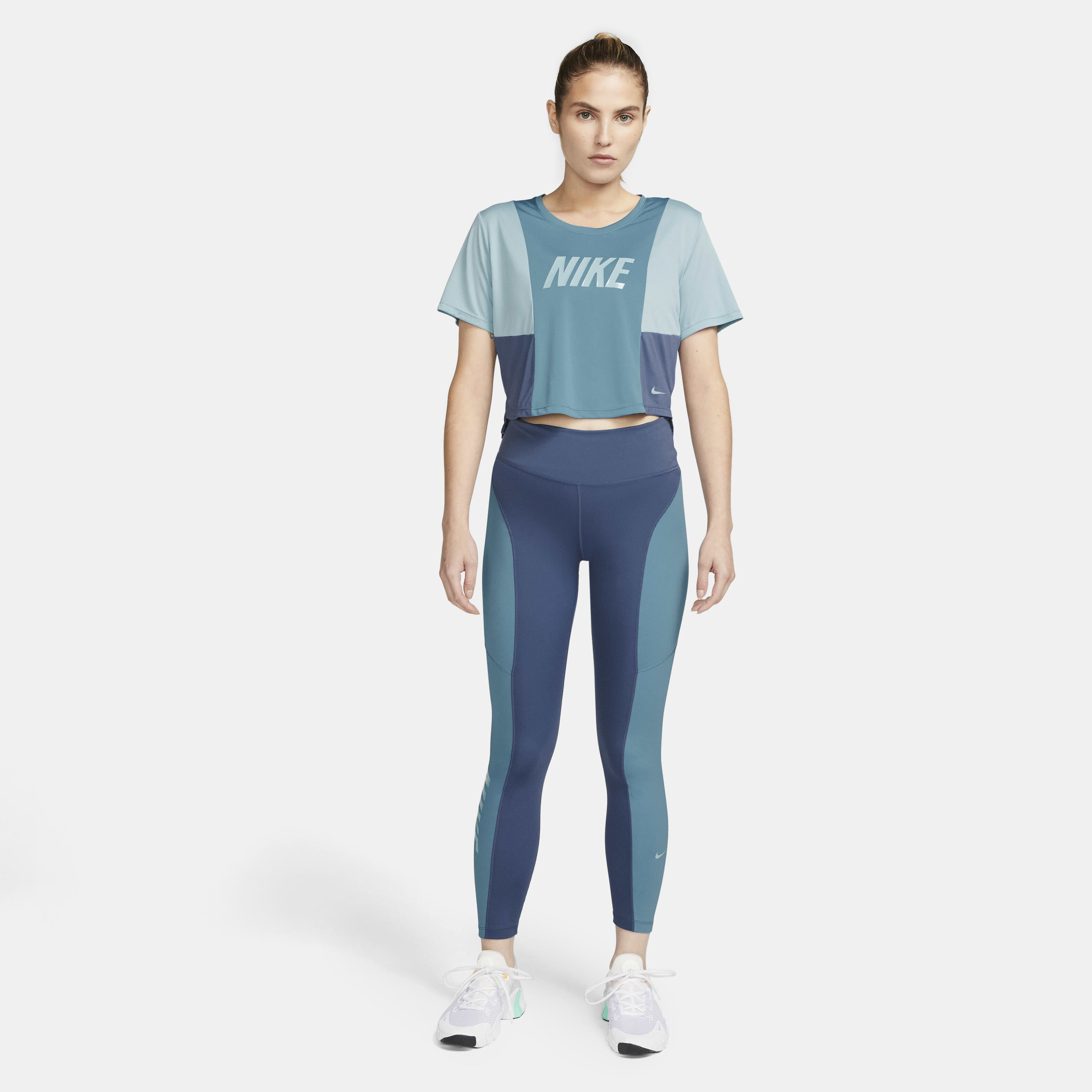 نايكي دراي-فت ون image number 4