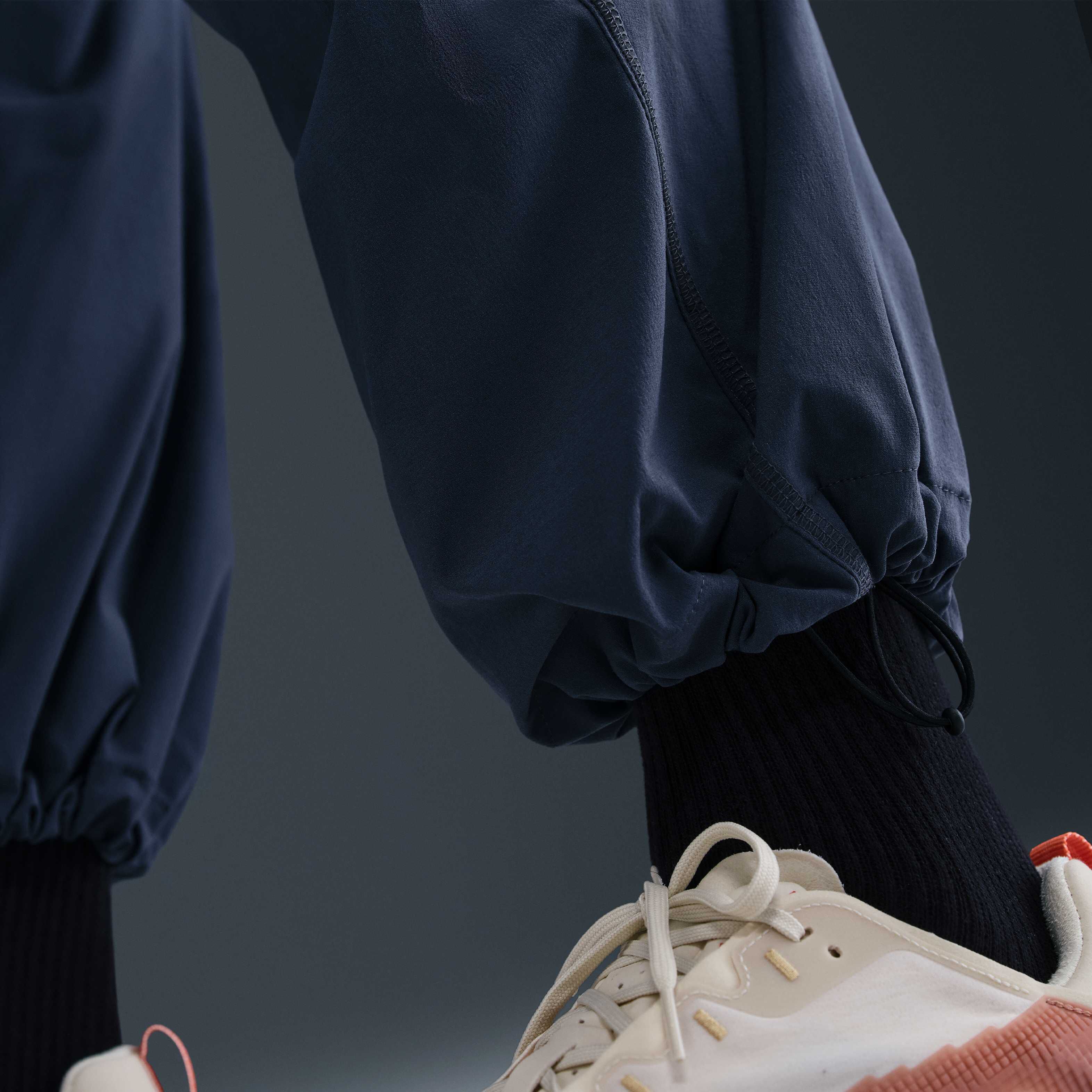 Nike Tech image number 5