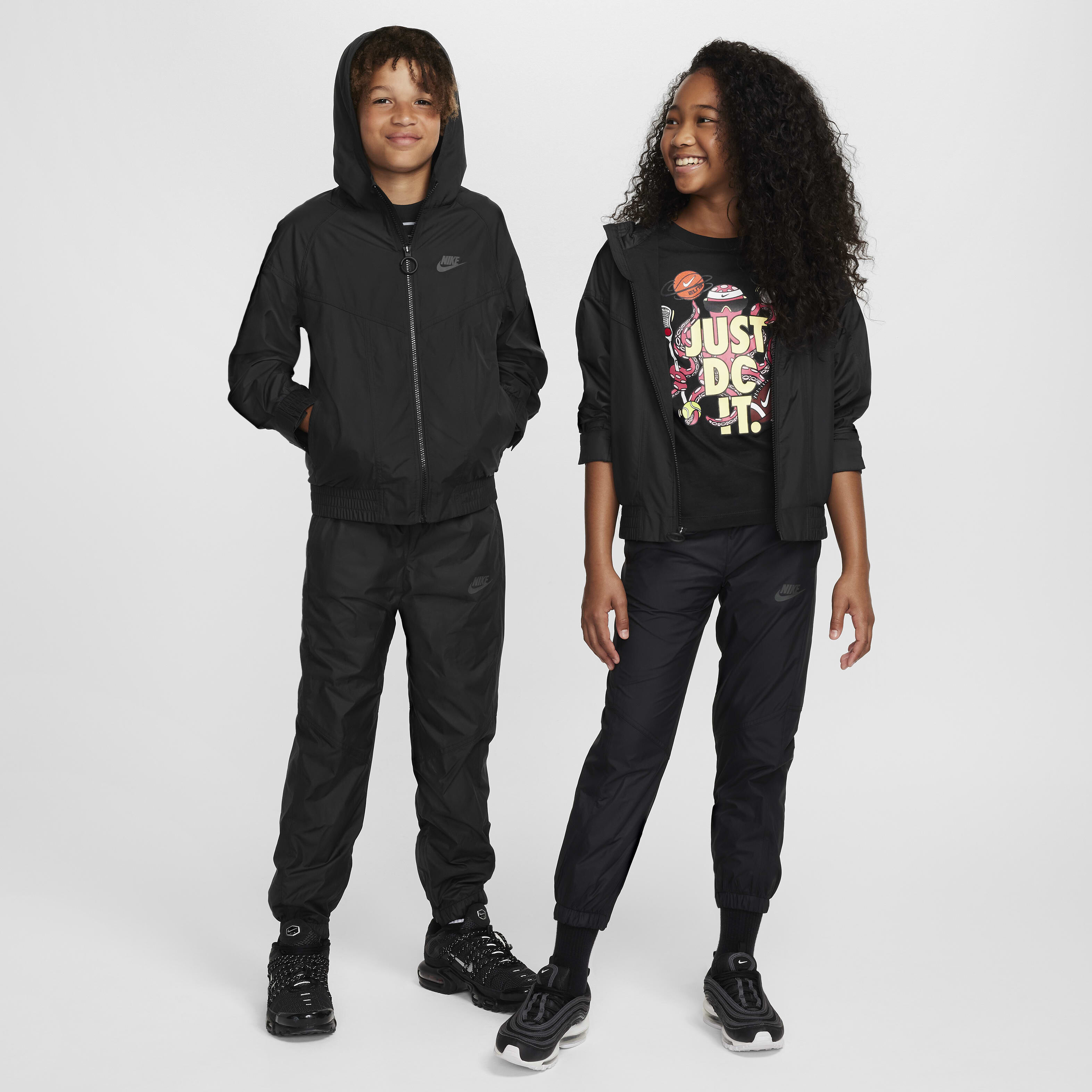 Nike Sportswear Windrunner EasyOn image number 5