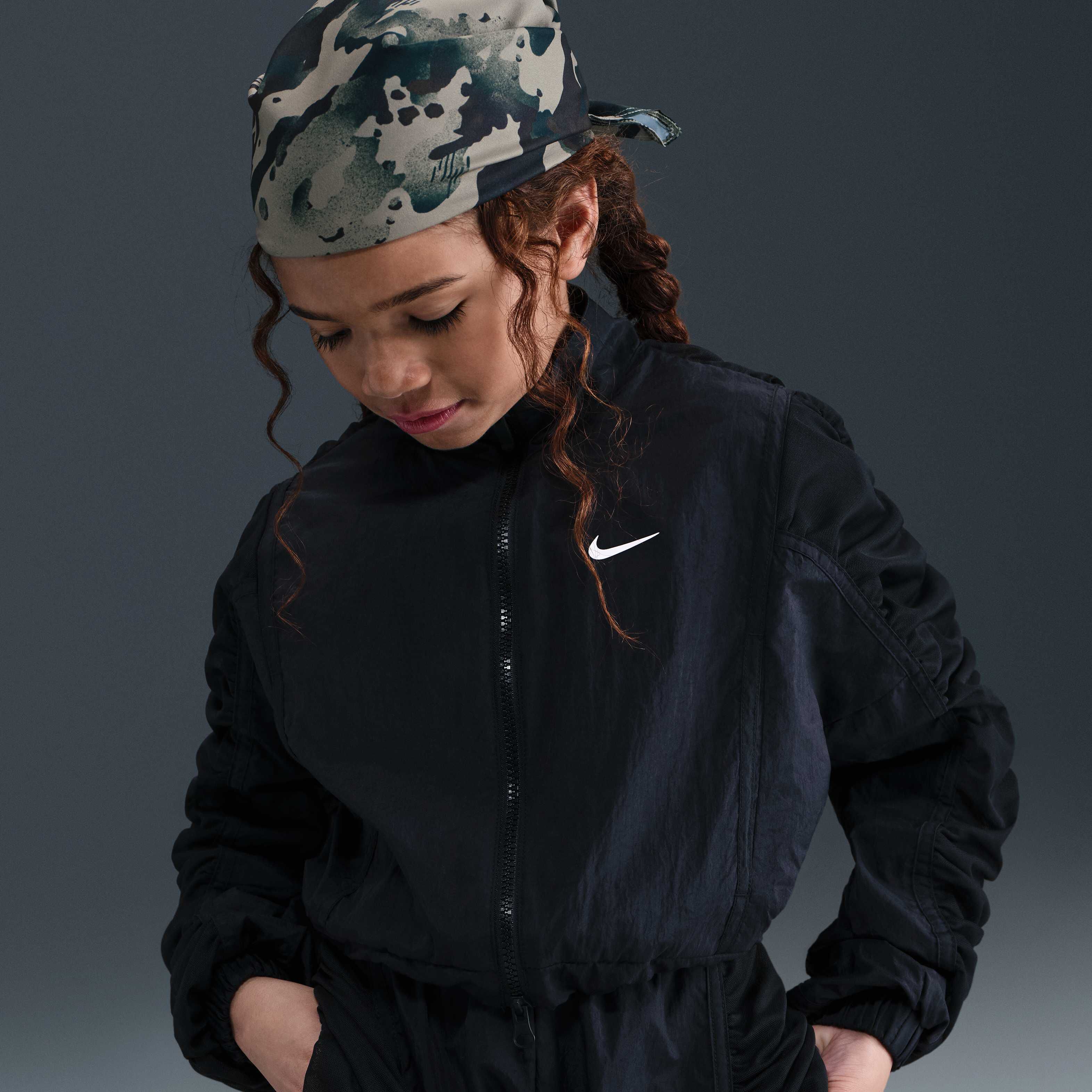 Nike Sportswear image number 0