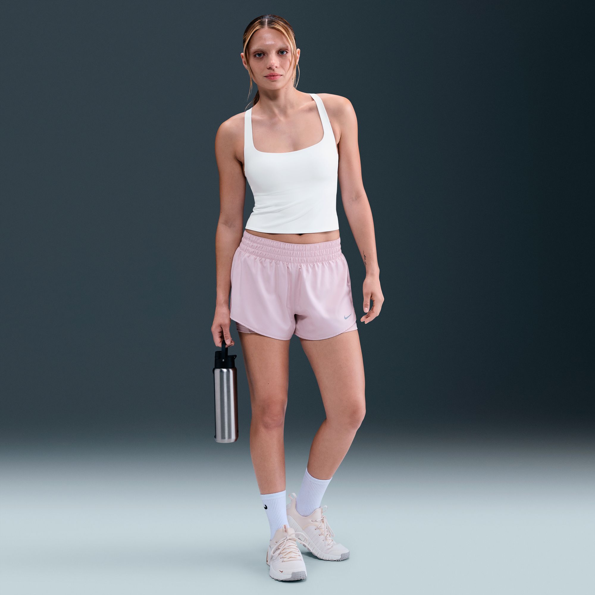 Nike Zenvy image number 0