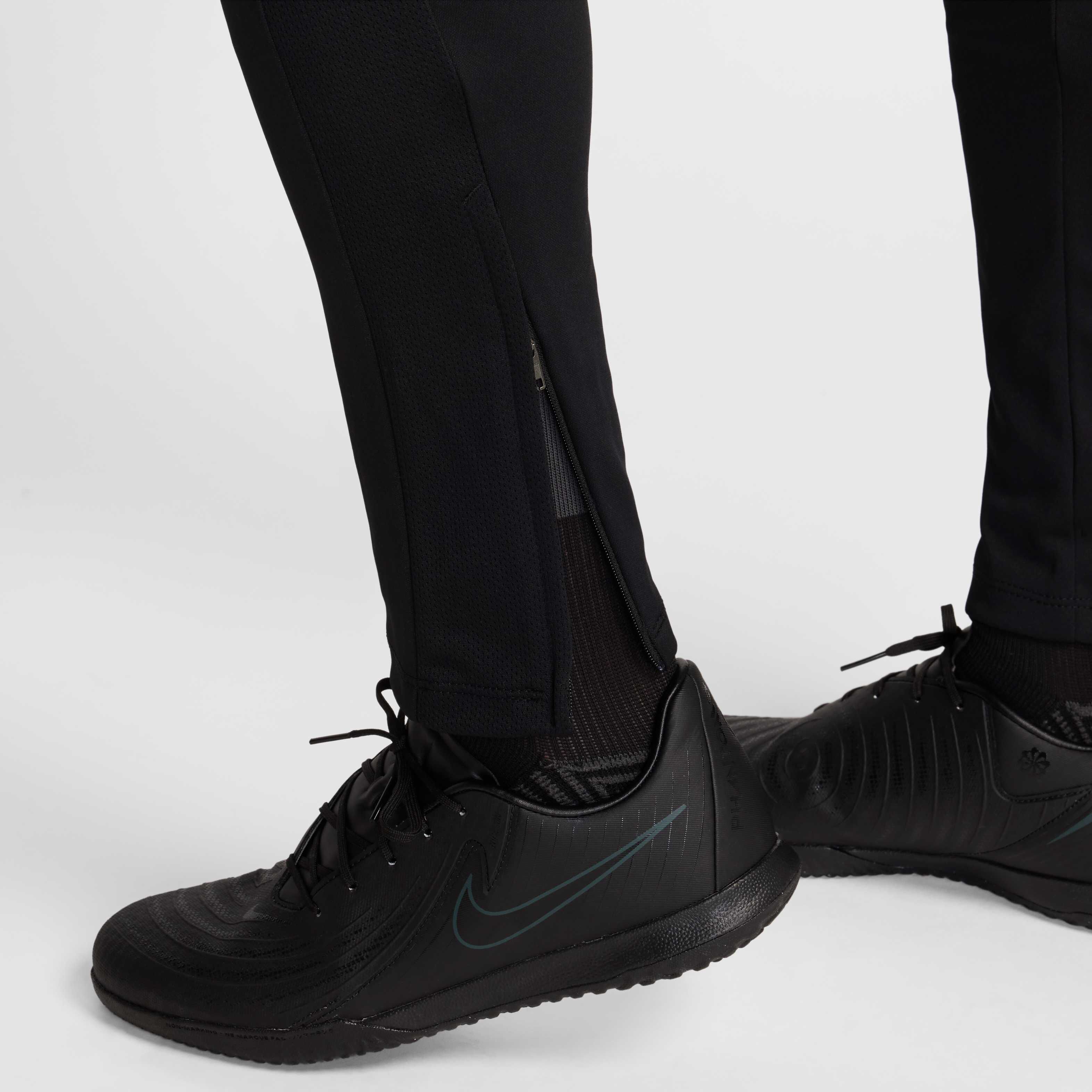 Nike Academy image number 4