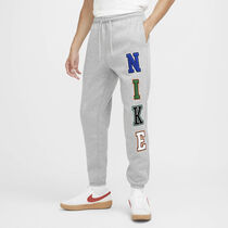 Nike Sportswear Club