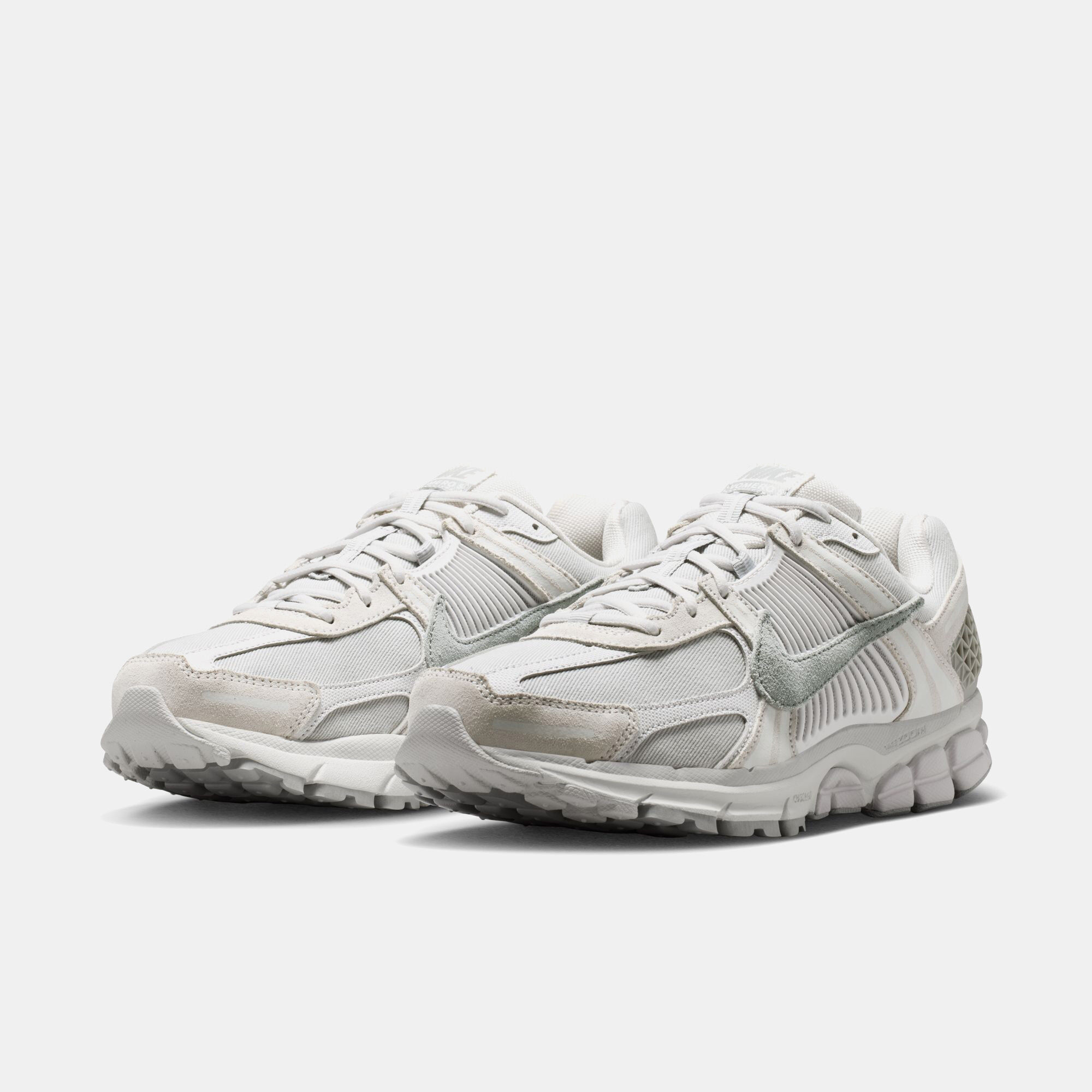 Nike Zoom Vomero 5 SE image number 2