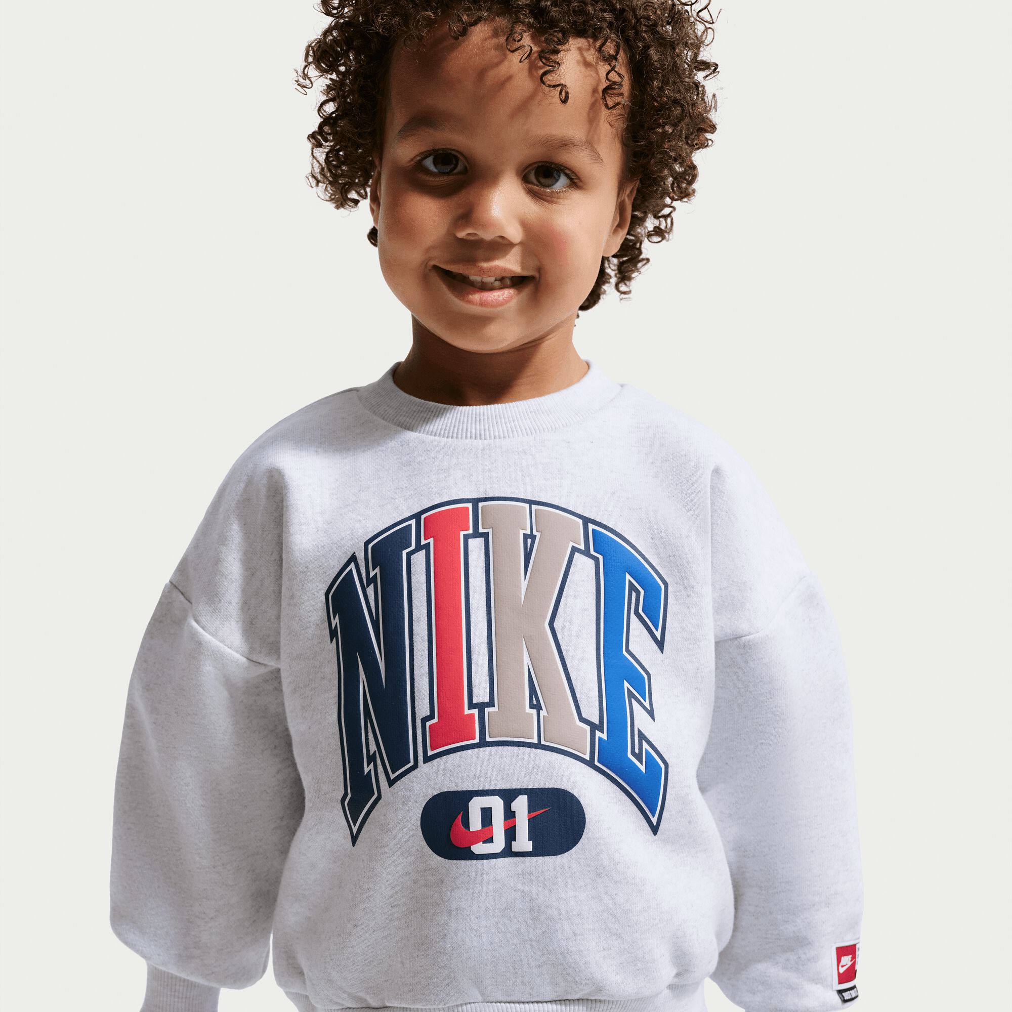 Nike Sportswear image number 2