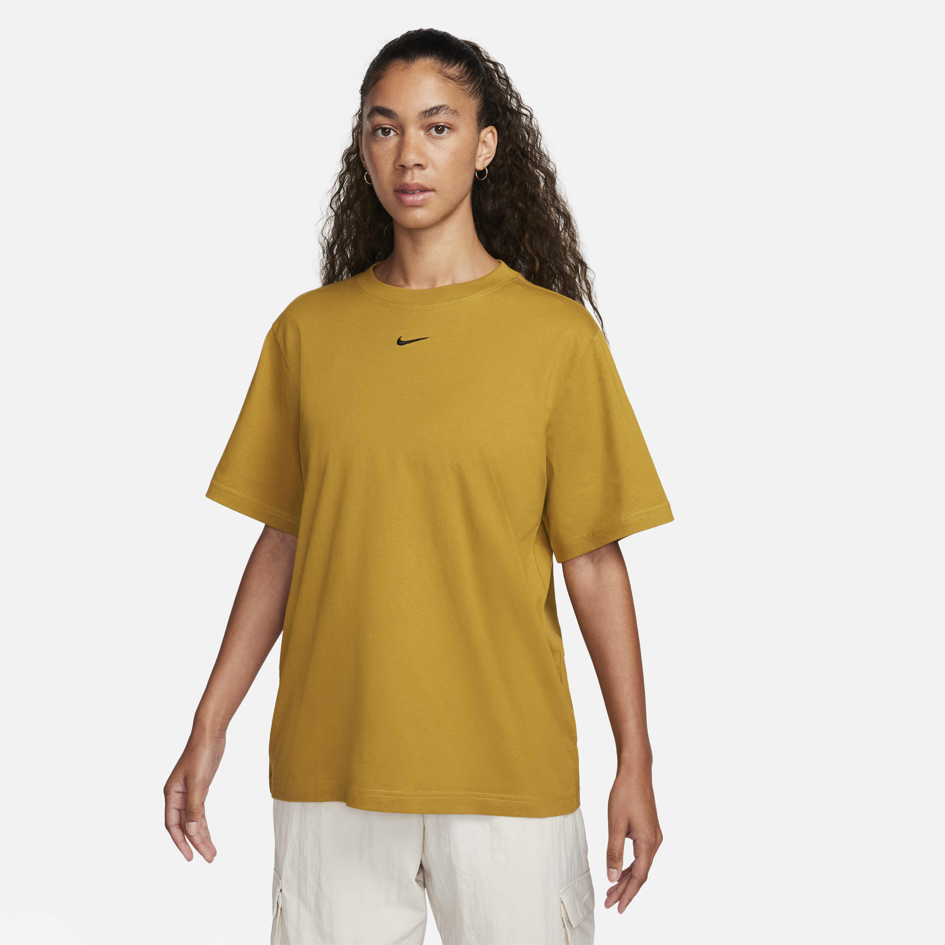 Nike Sportswear Essential image number 0