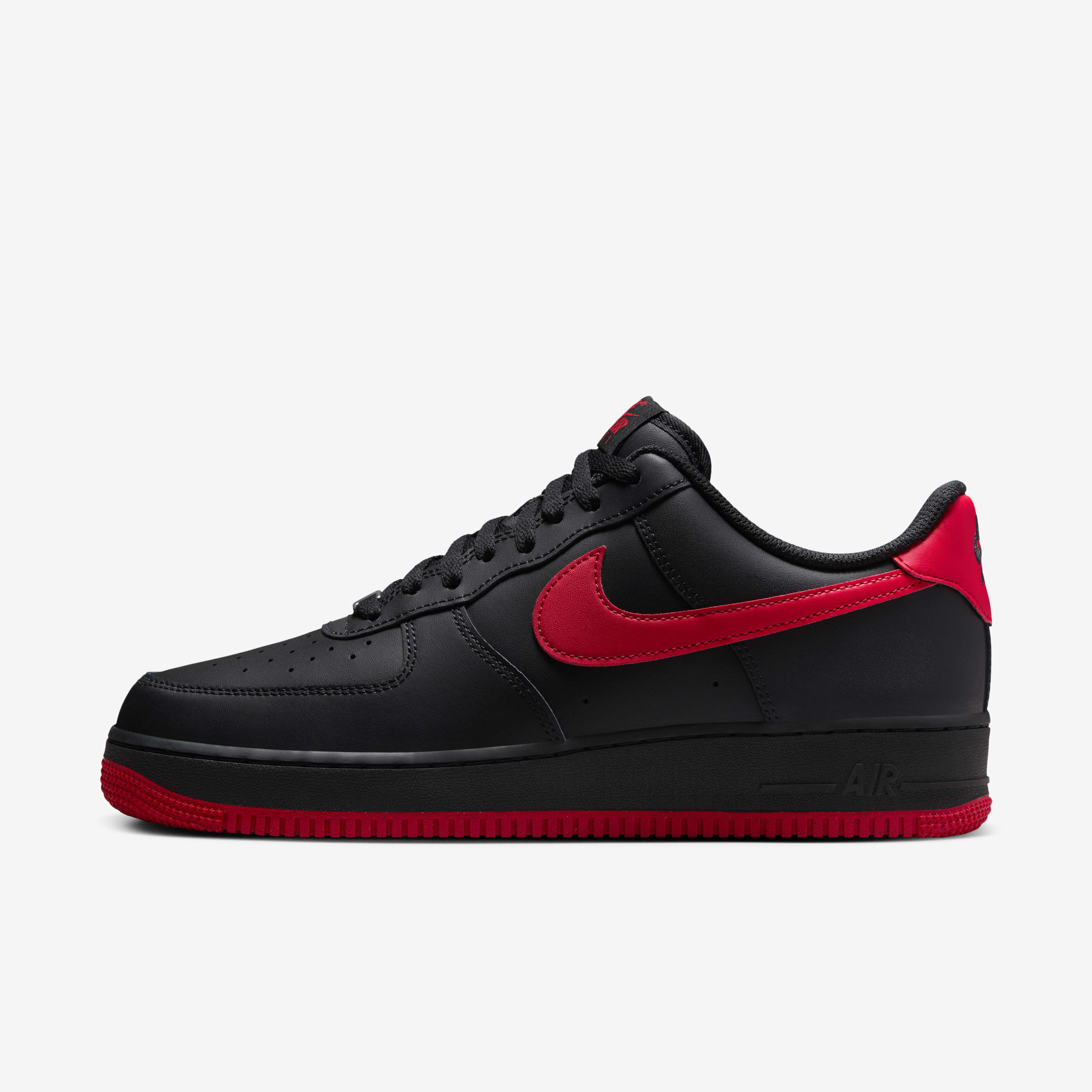 Buy Nike Air Force 1 07 Men s Shoes Nike Qatar Official