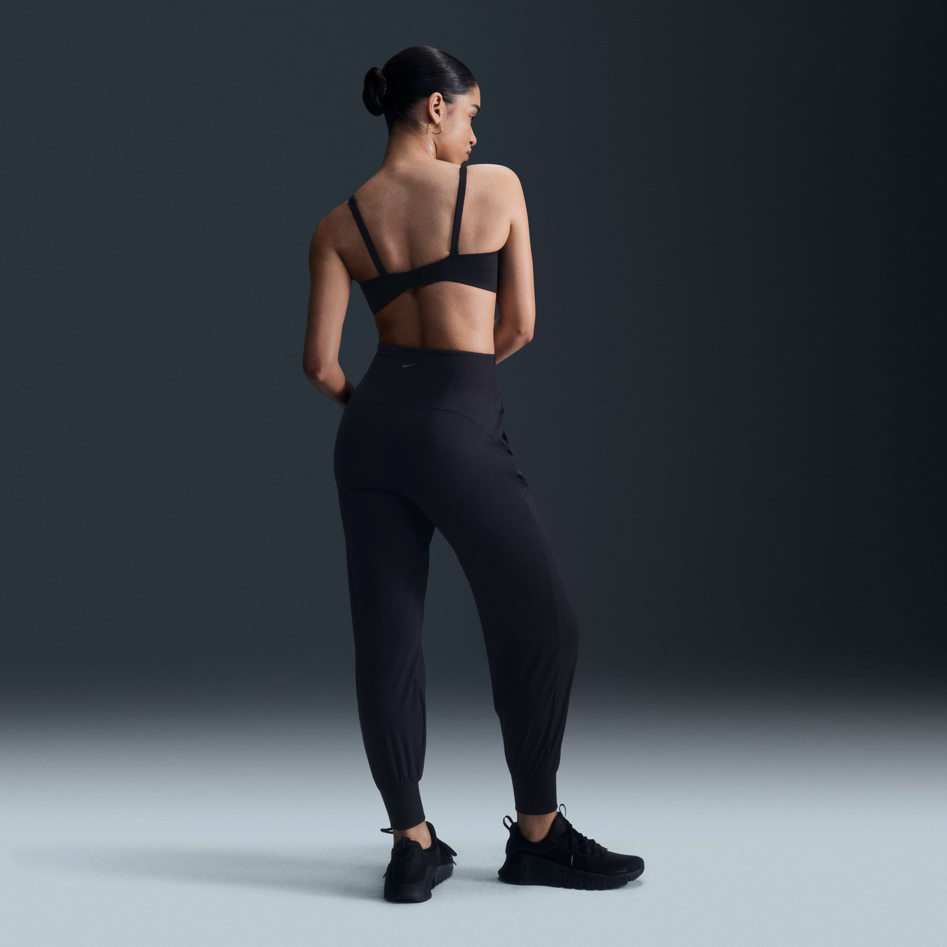 Nike Alate Minimalist image number 4