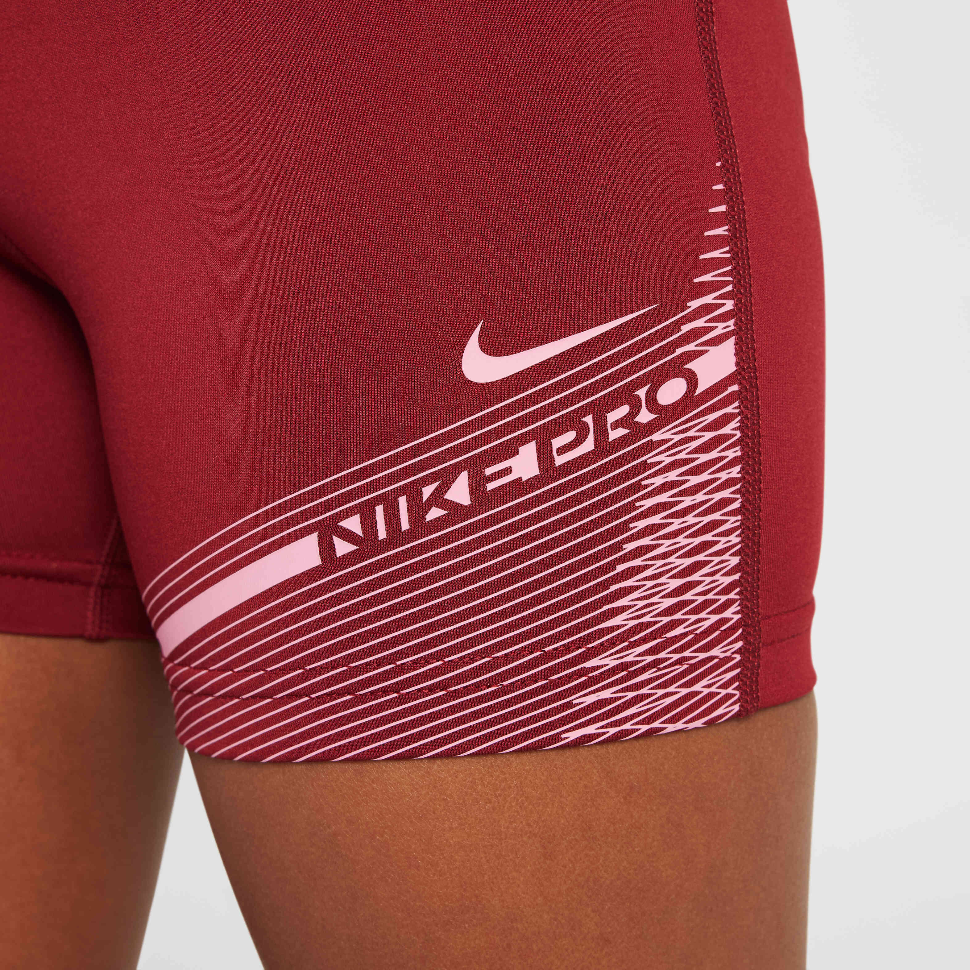 Nike Pro image number 4
