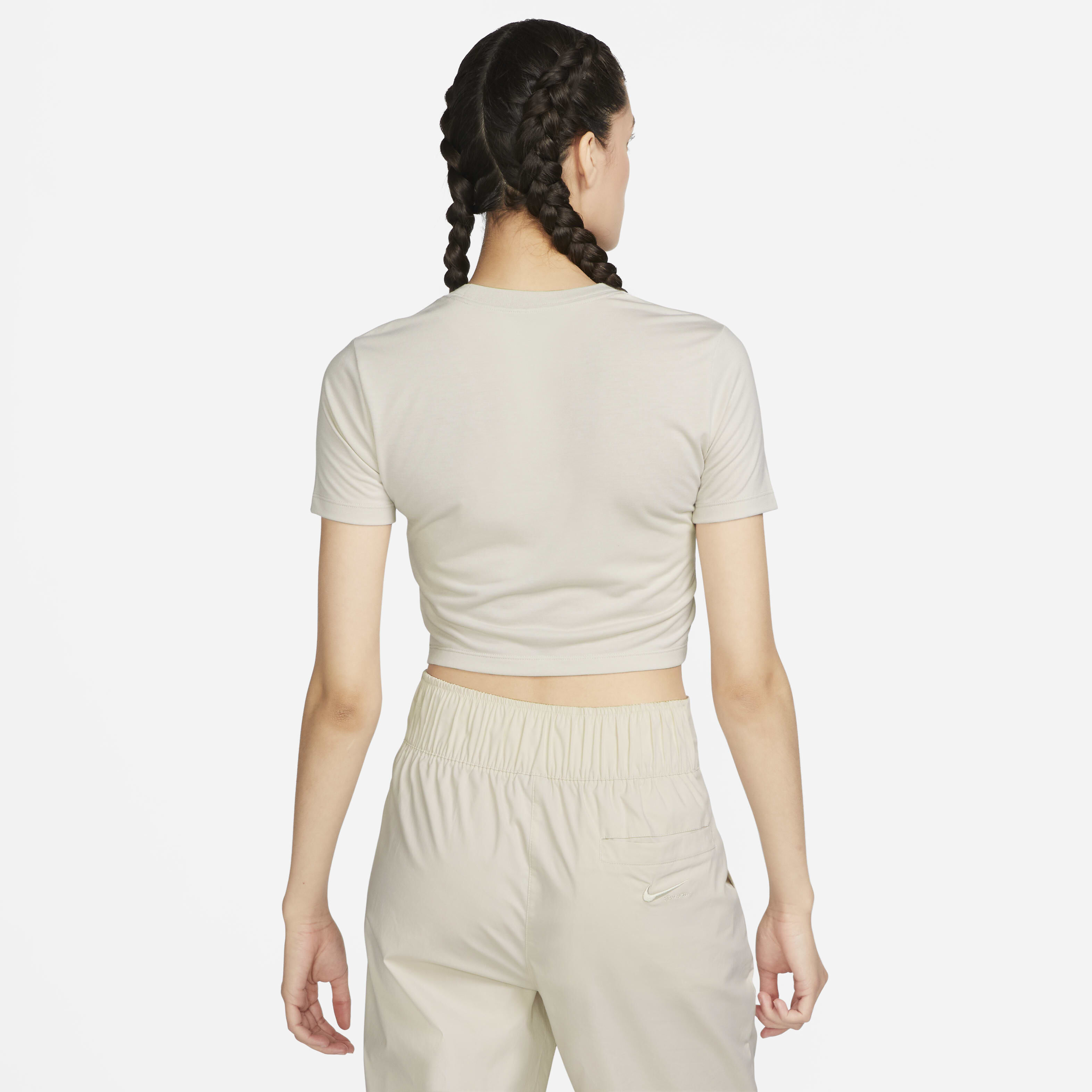 Nike Sportswear Essential image number 1