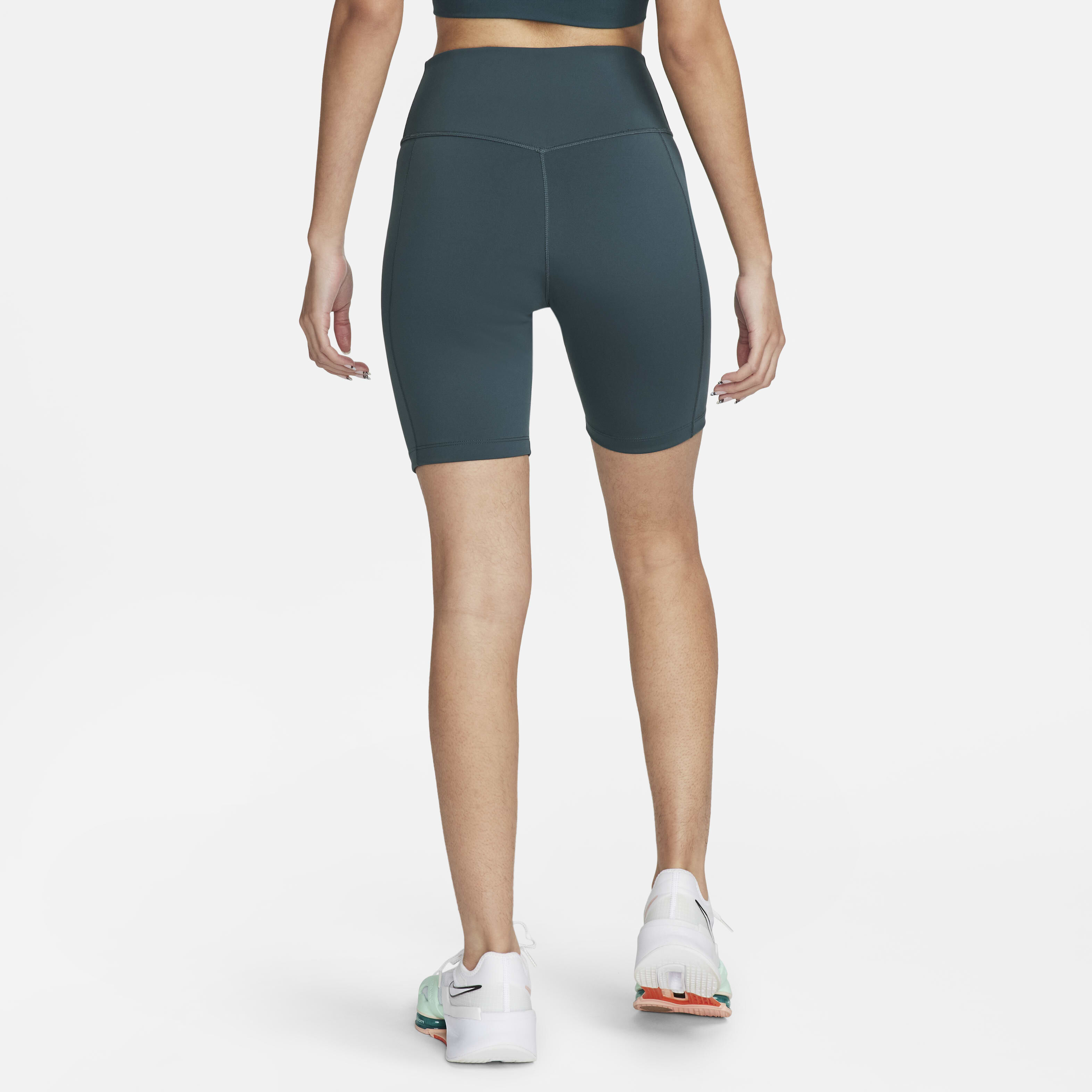 Nike One Leak Protection: Period image number 2