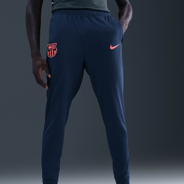 برشلونة سترايك البديل image number 3 برشلونة سترايك البديل image number 3