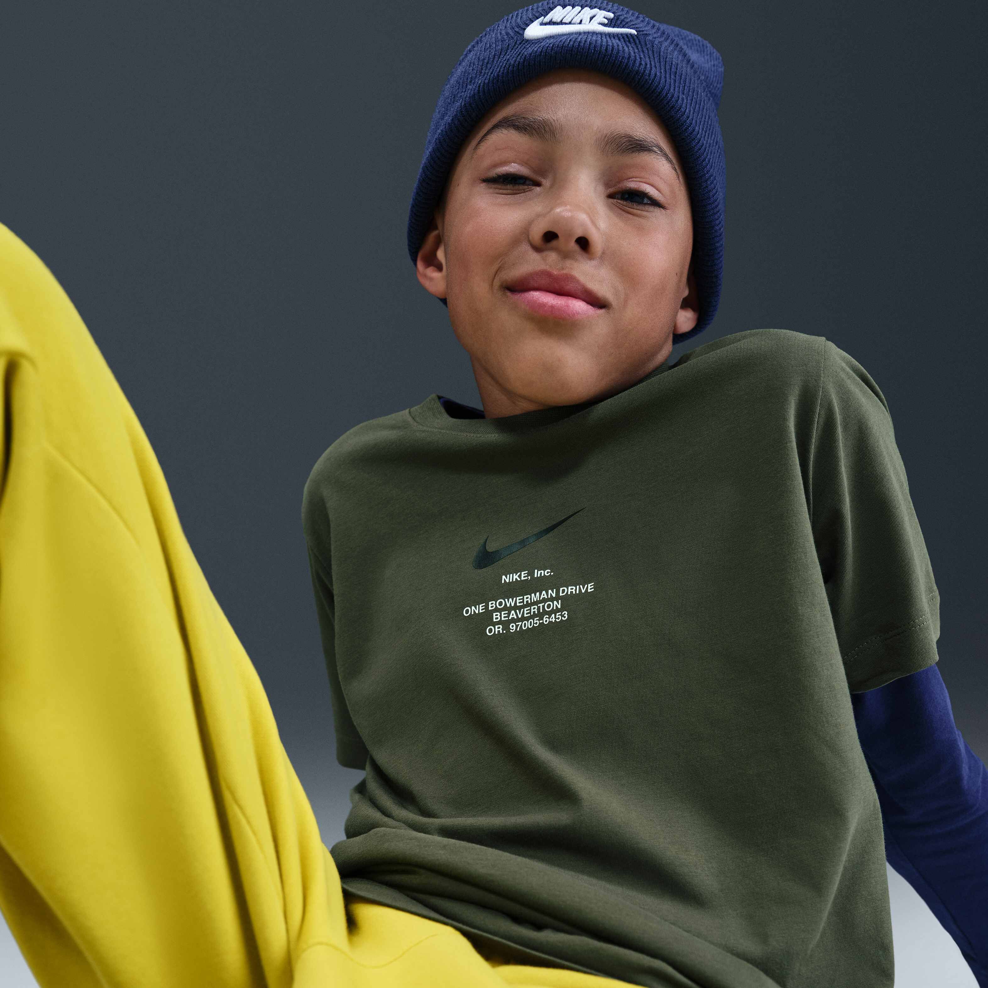 نايكي سبورتسوير image number 2