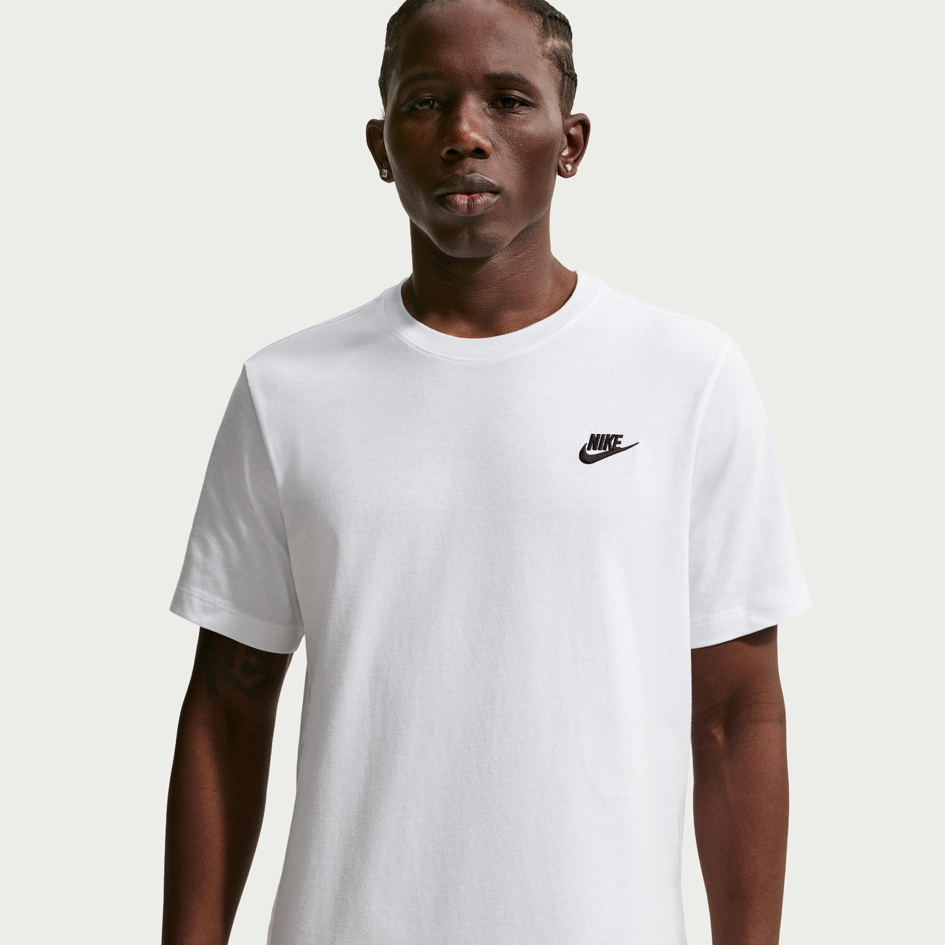 Sportswear Club Tee image number 0
